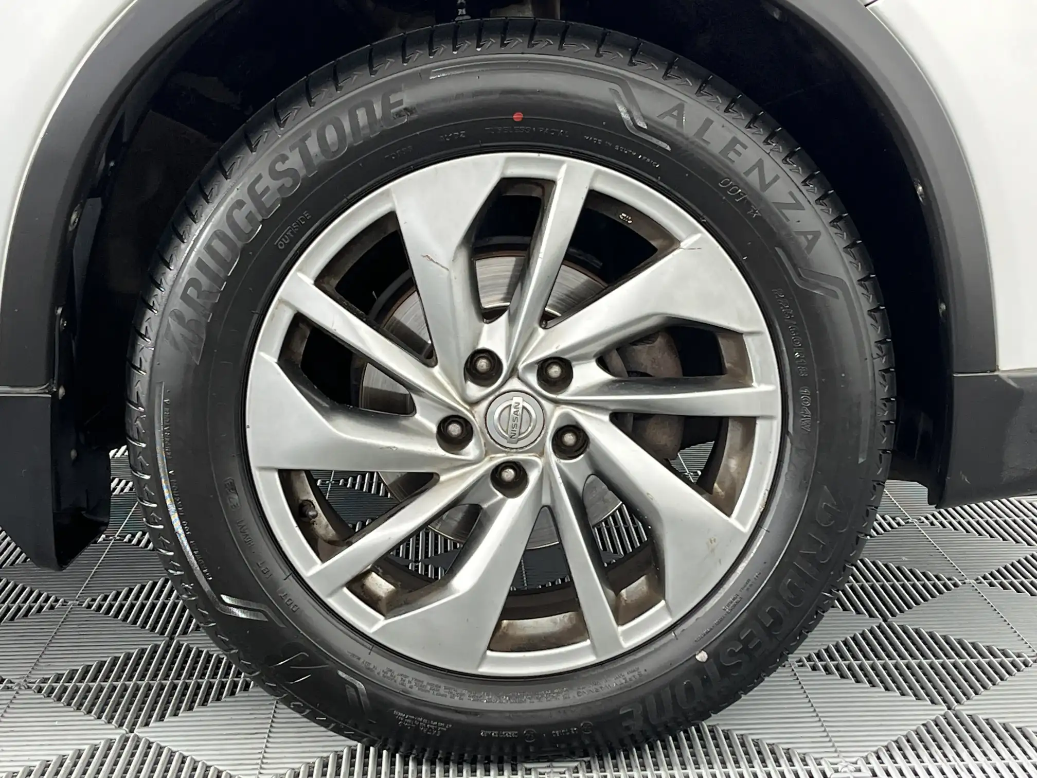 Nissan X Trail