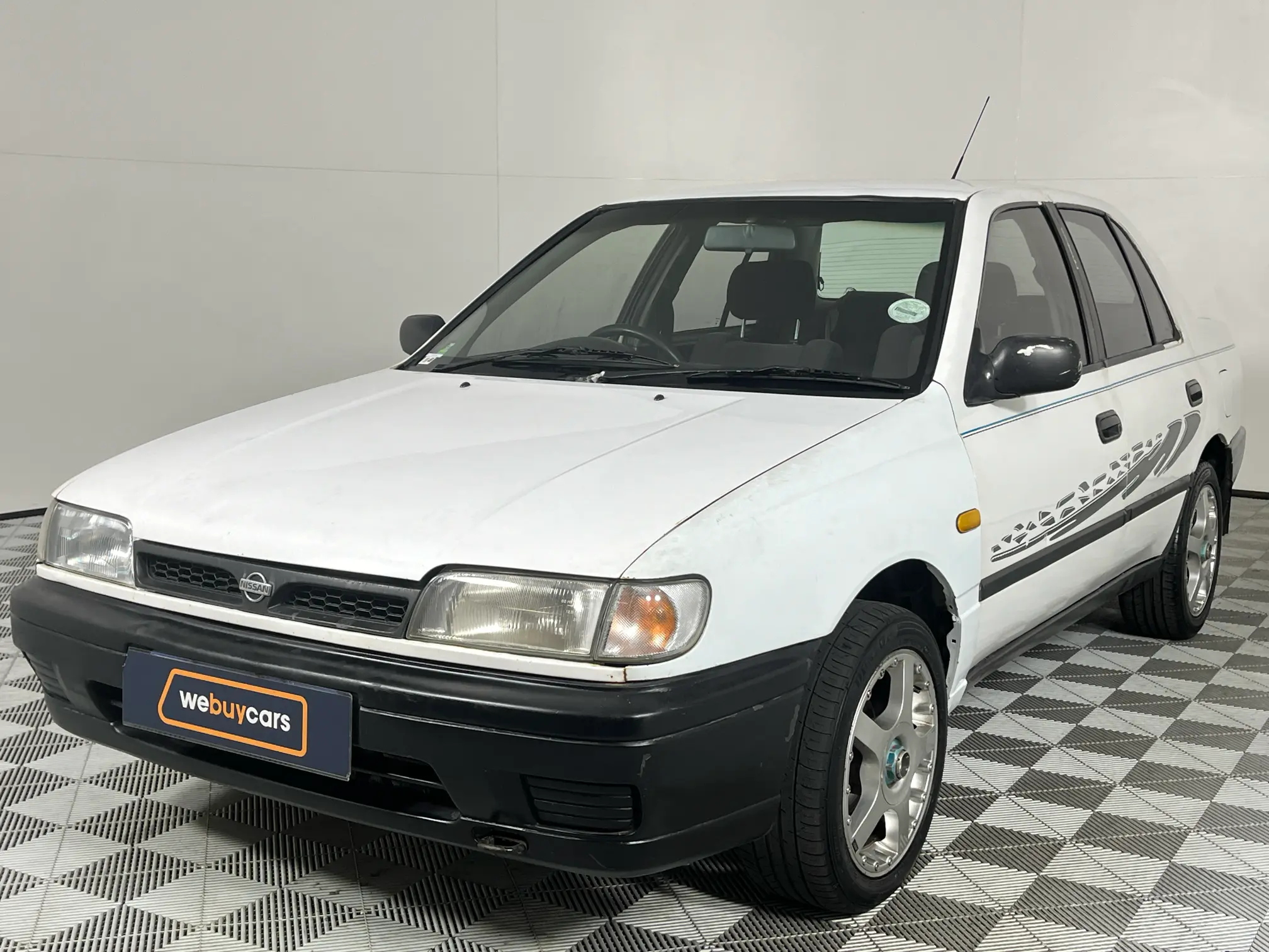 1997 Nissan Sentra 160 Auto A/C P/S
