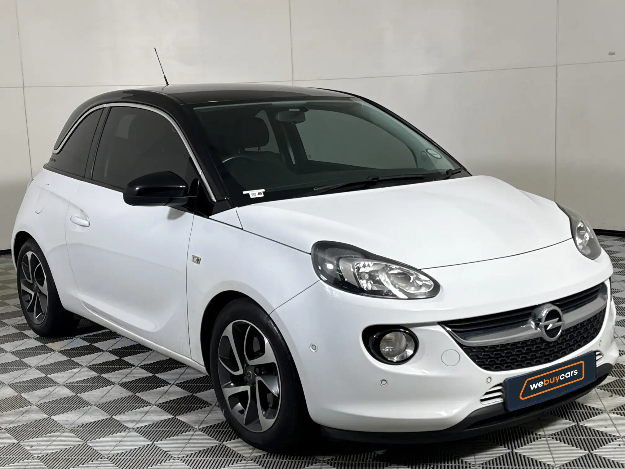 Opel Adam