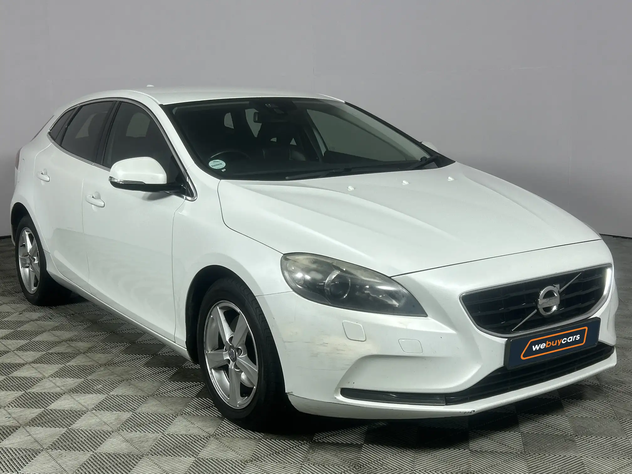 Volvo V40