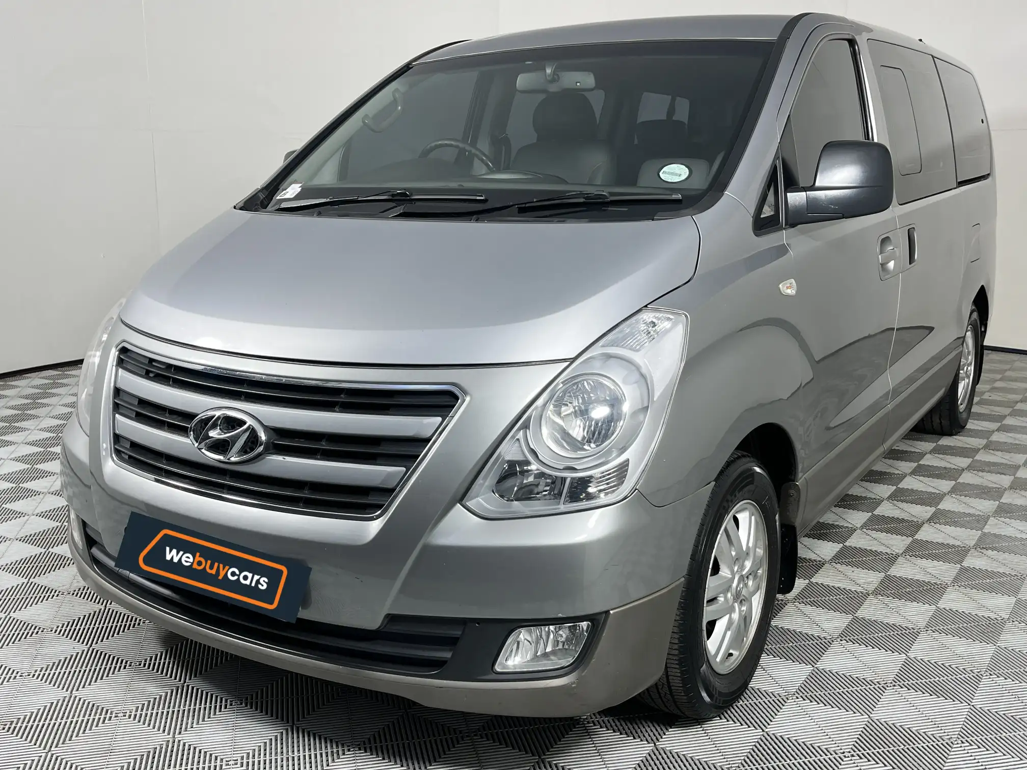 Hyundai H-1