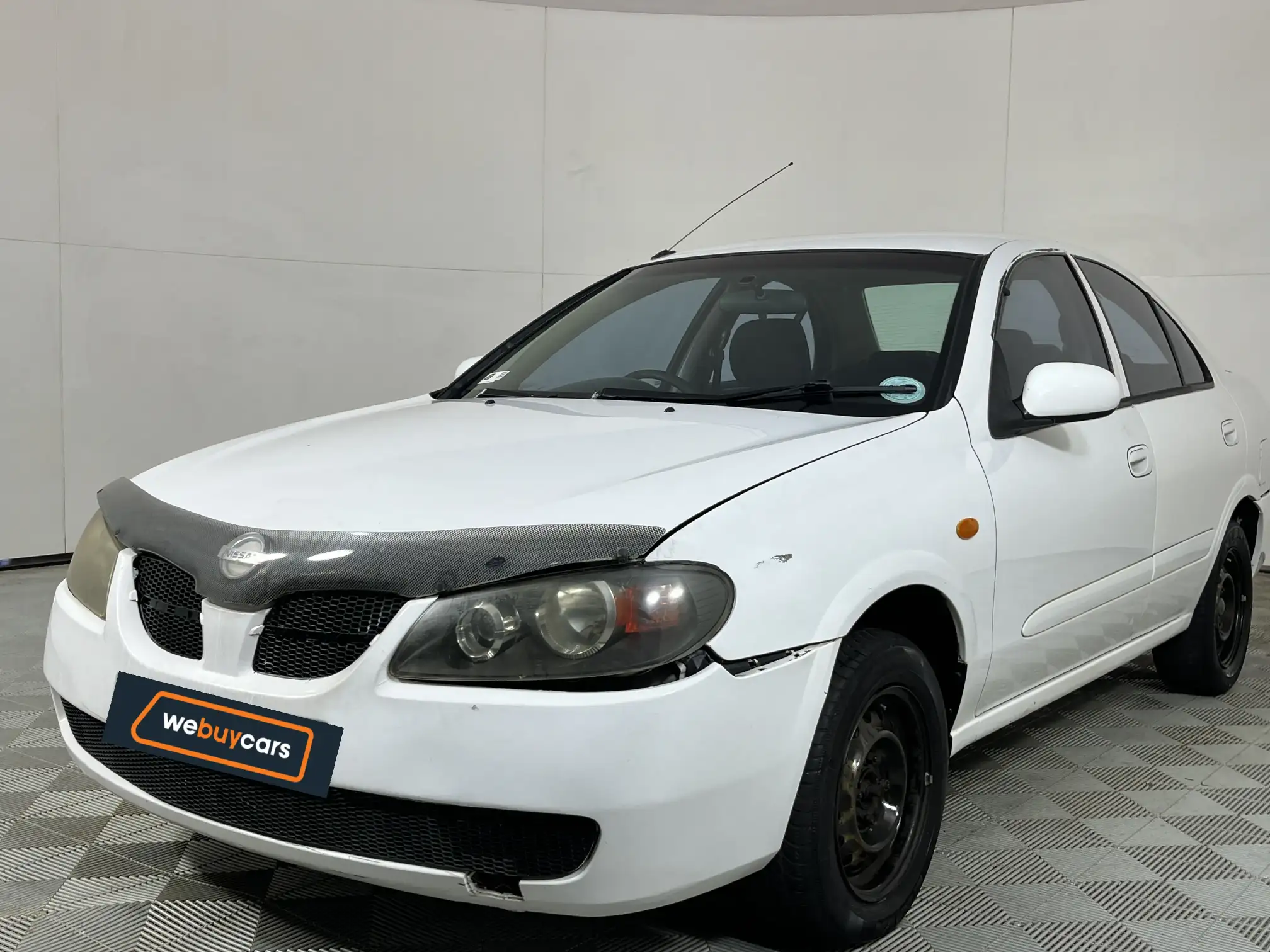 Nissan Almera
