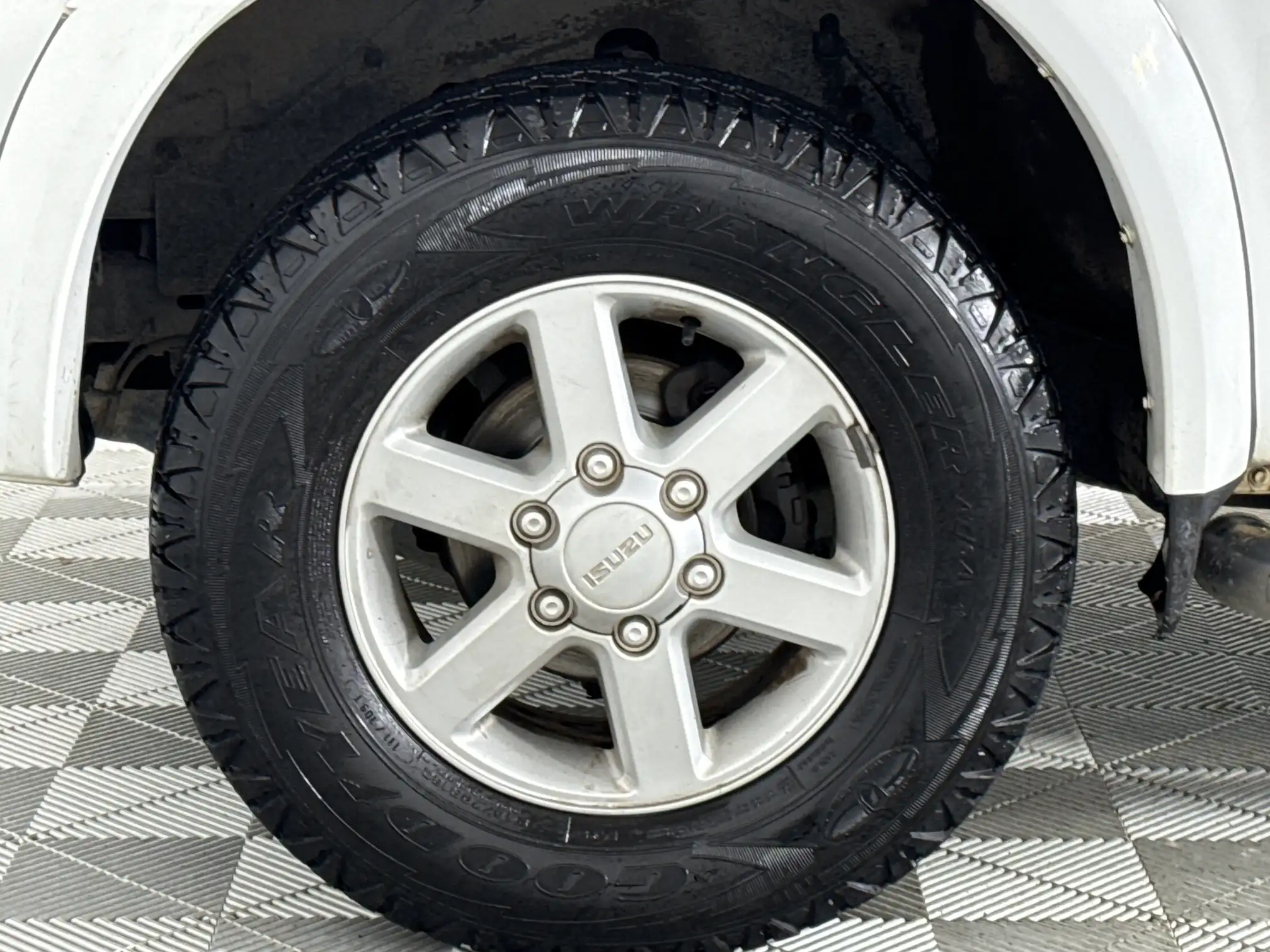 Isuzu KB