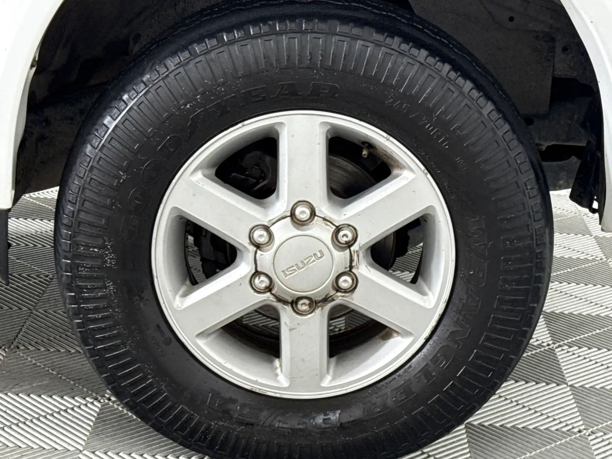 Isuzu KB