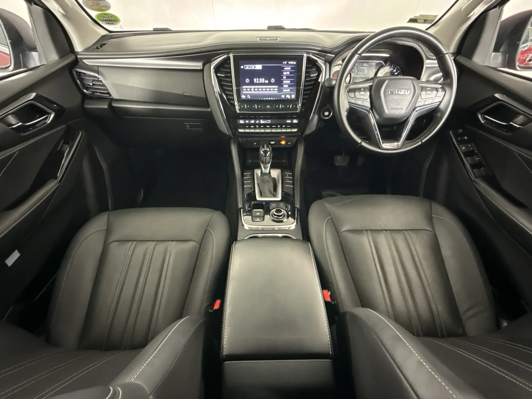 Isuzu MU-X
