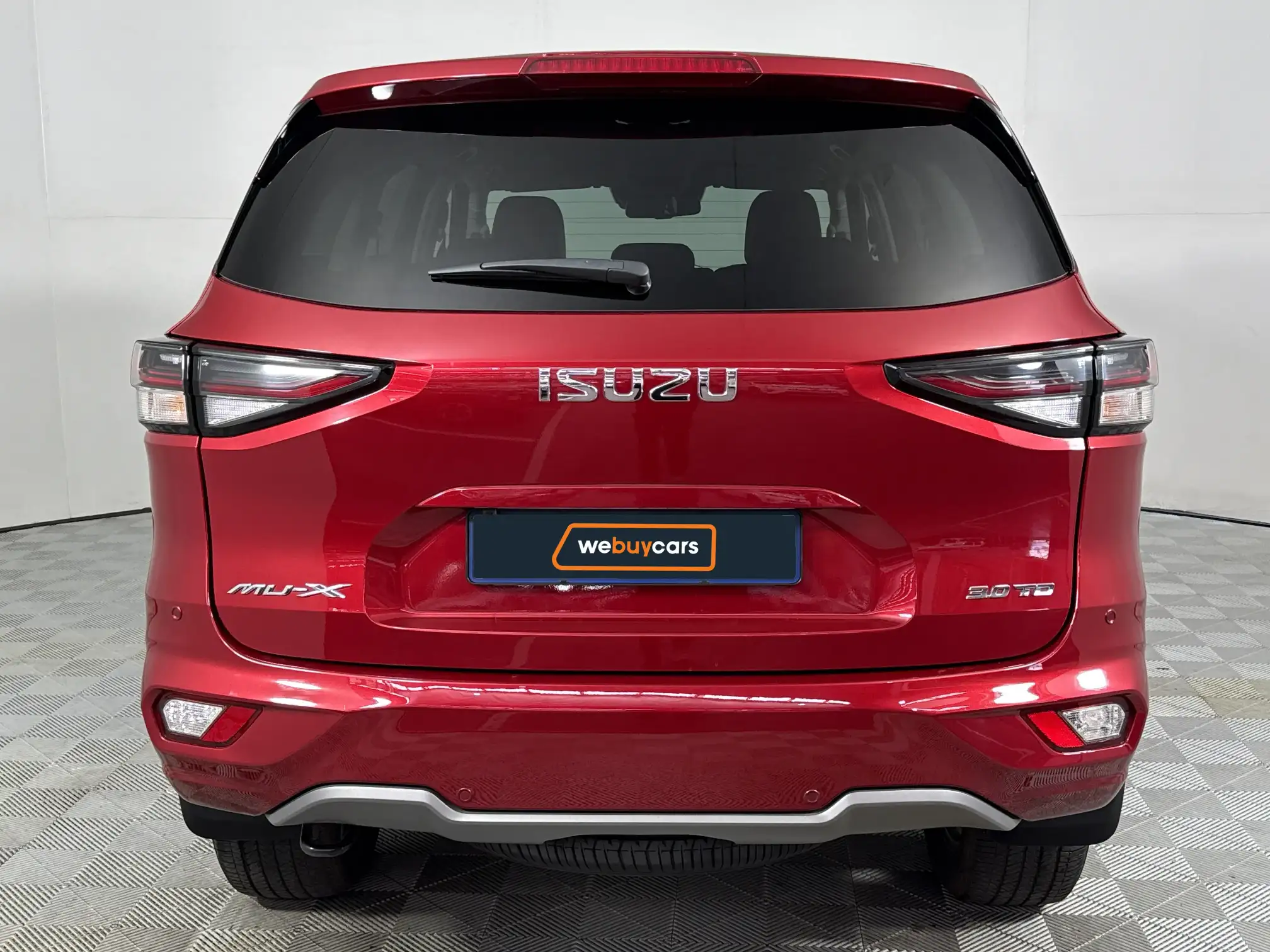 Isuzu MU-X
