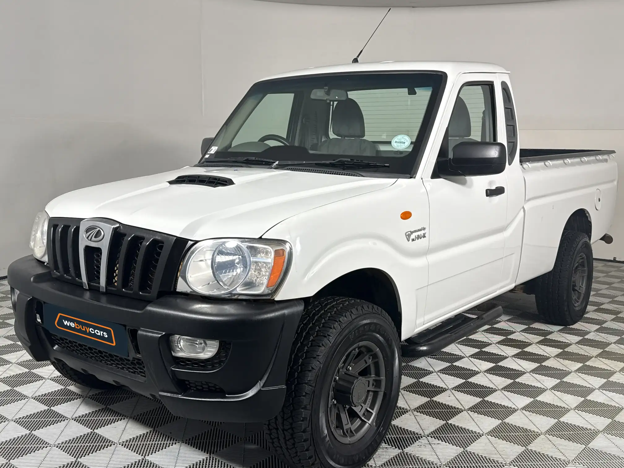 2015 Mahindra Scorpio