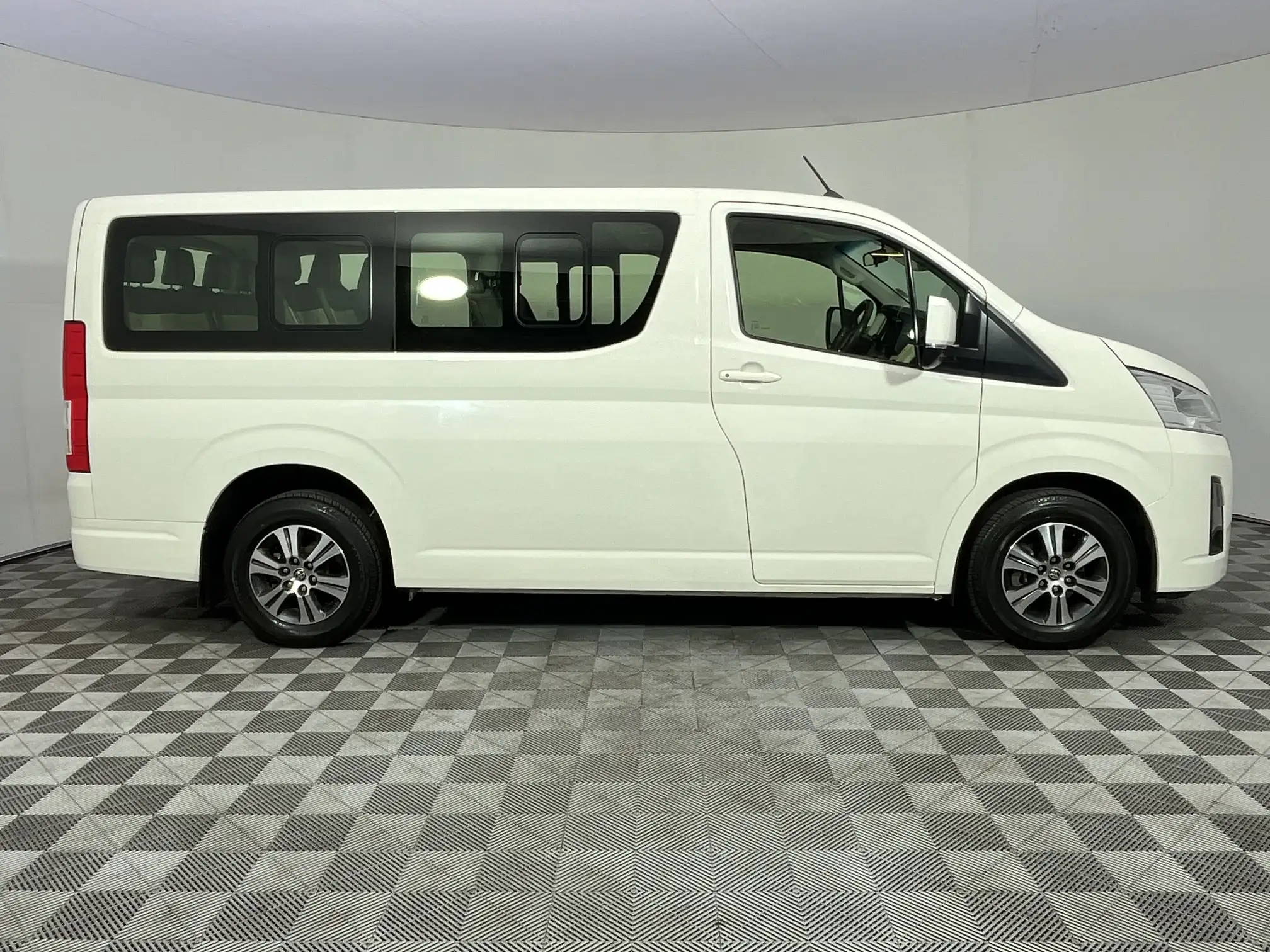 Toyota Quantum