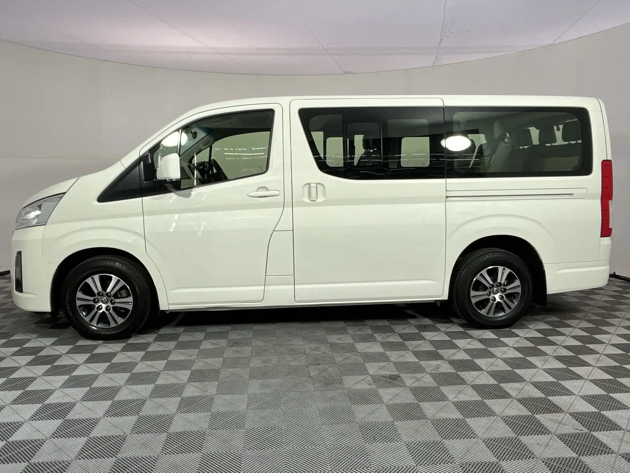 Toyota Quantum