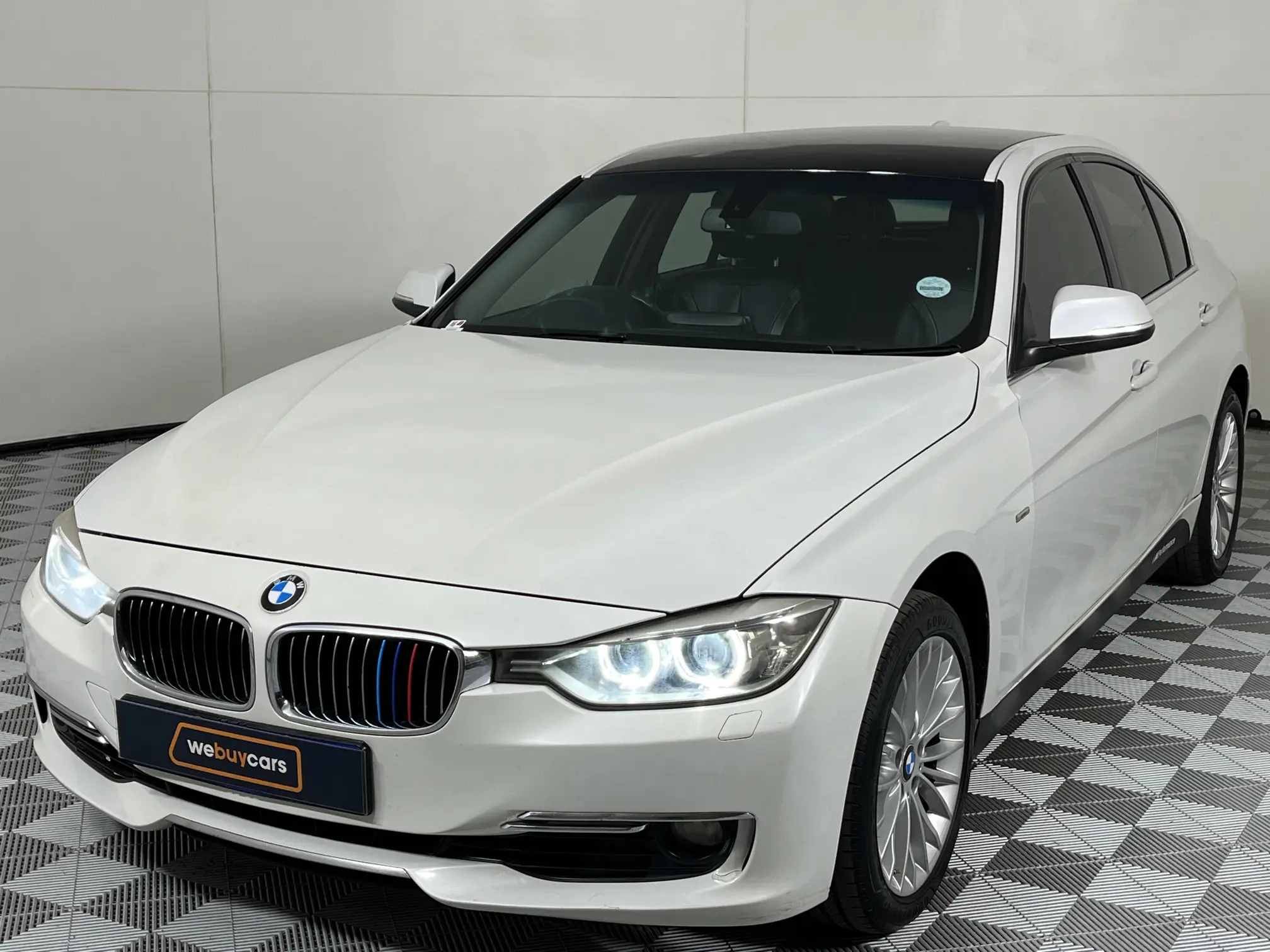 2013 BMW 3 Series 320i Luxury Line Auto (F30)