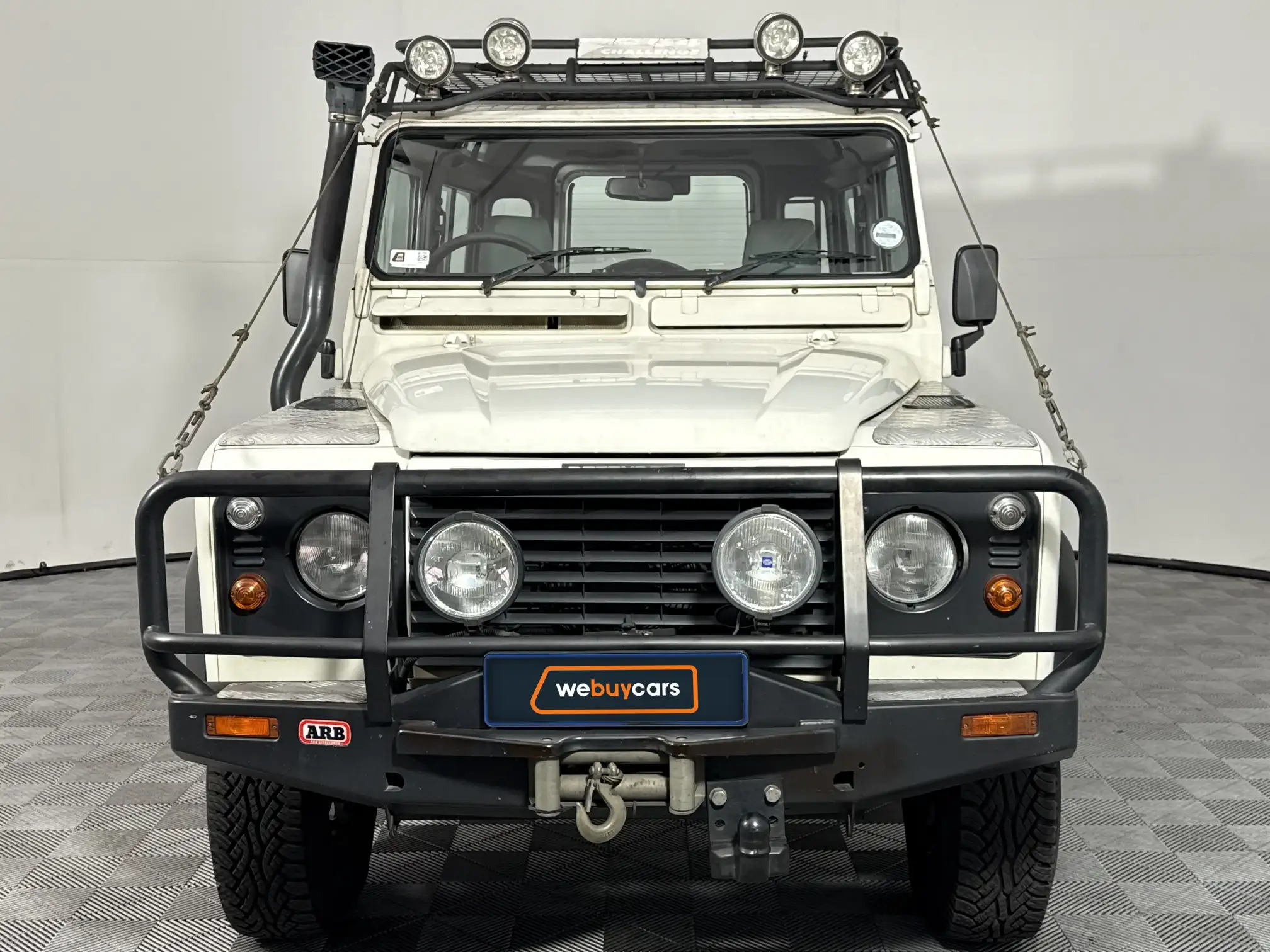 Land Rover Defender 90