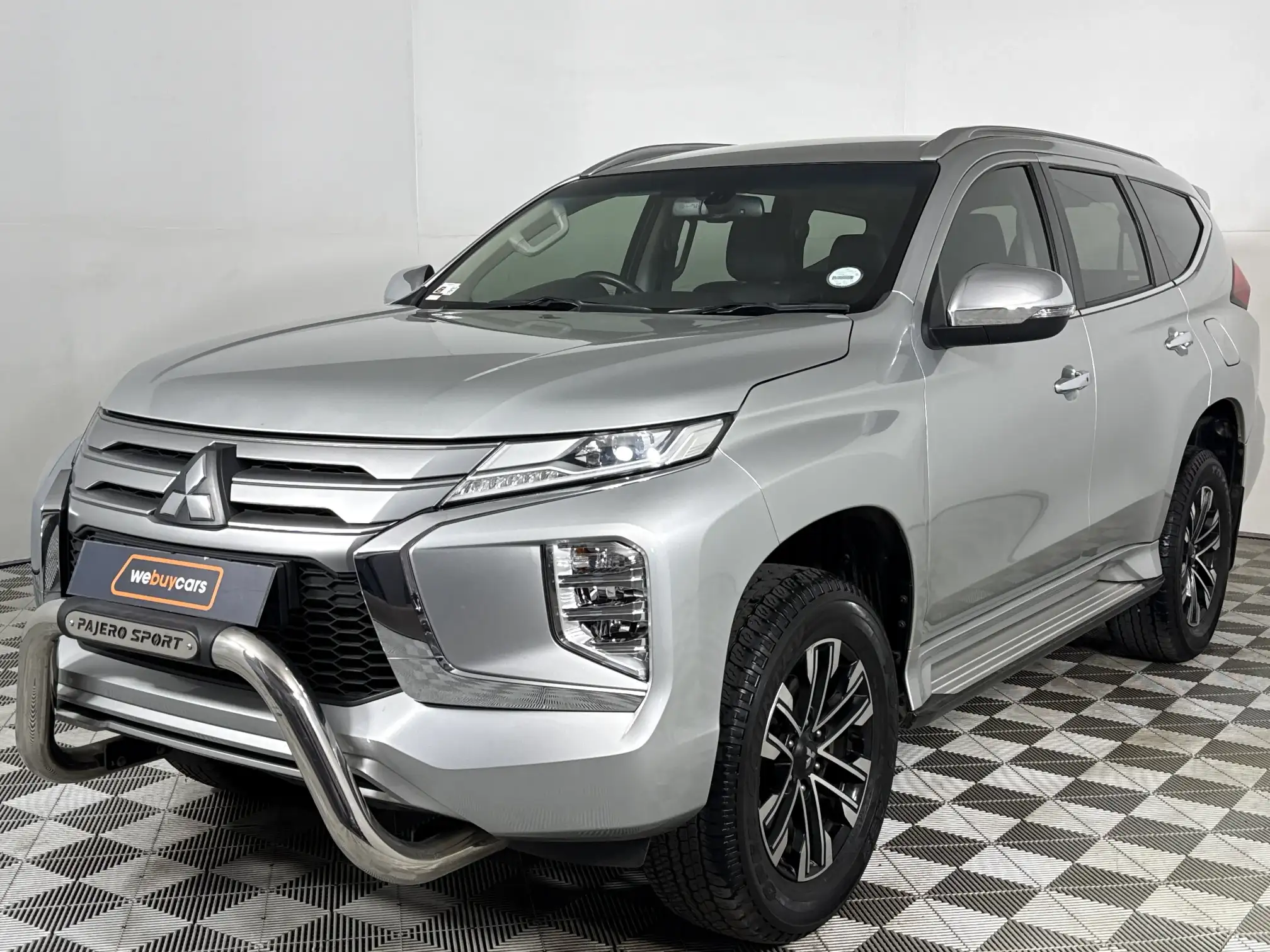 2023 Mitsubishi Pajero Sport