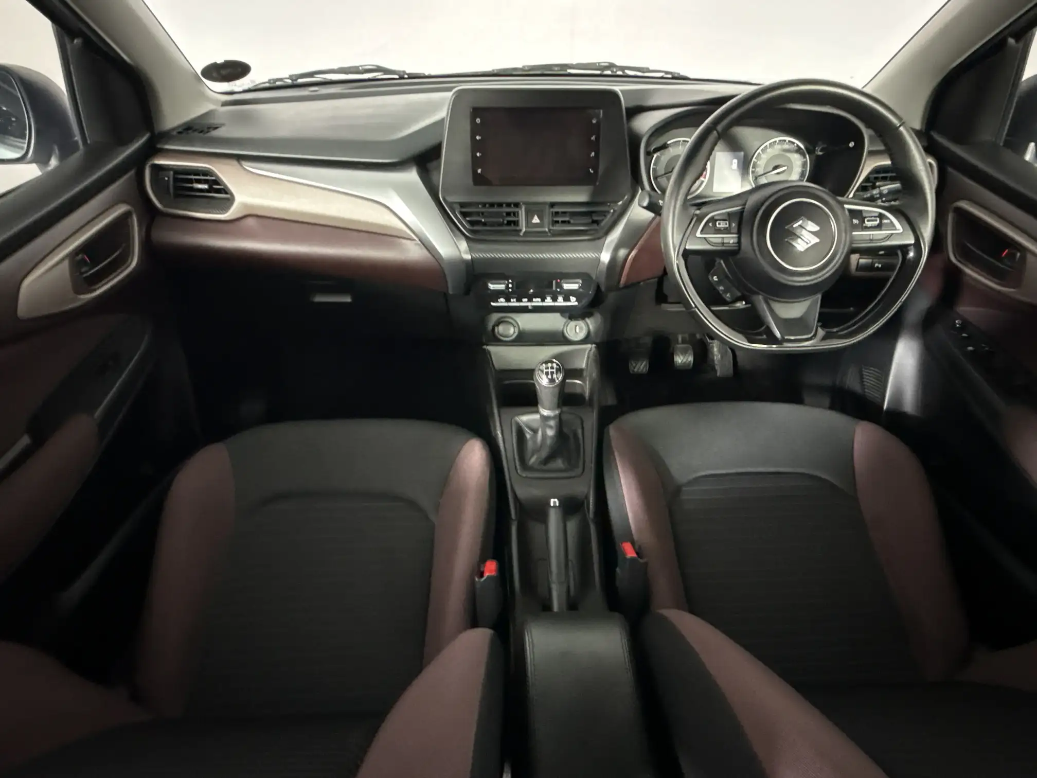 Suzuki Fronx