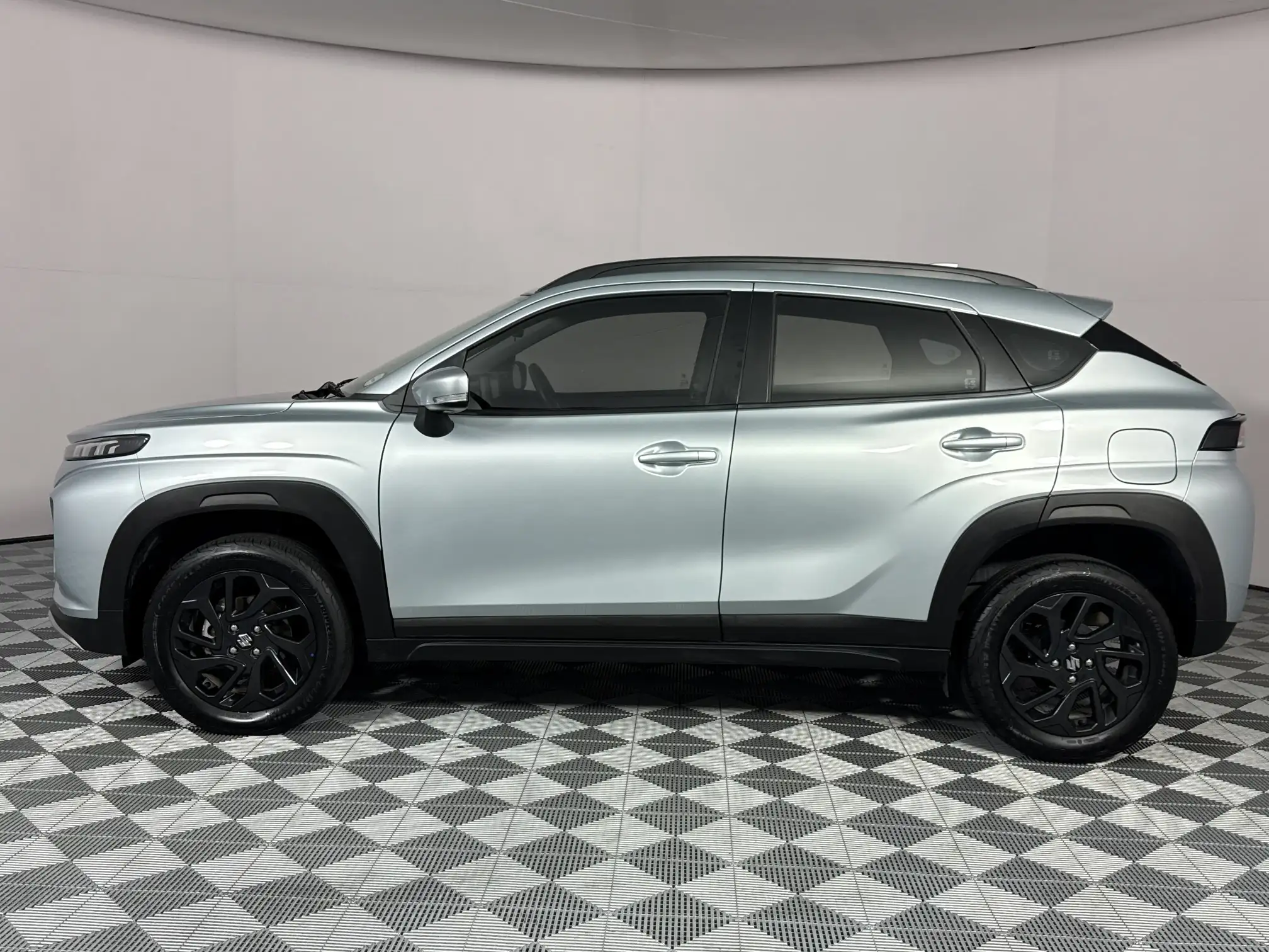 Suzuki Fronx