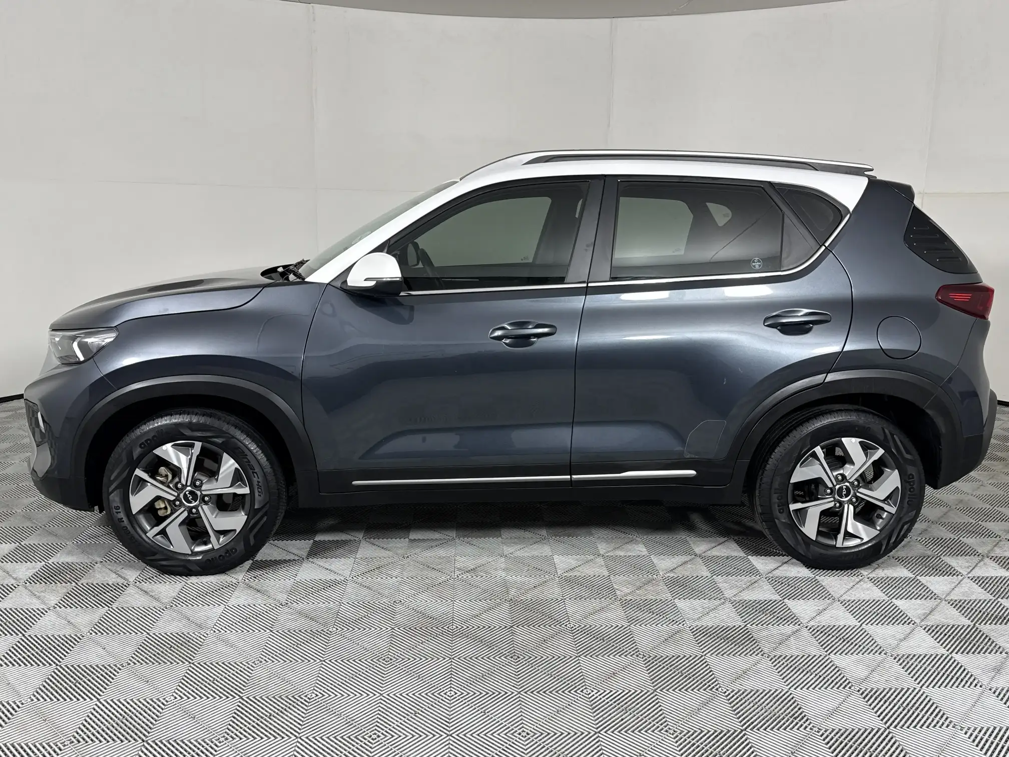 KIA Sonet