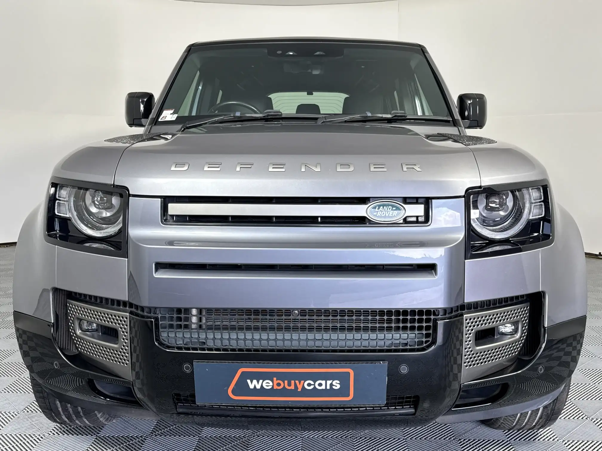 Land Rover Defender 110