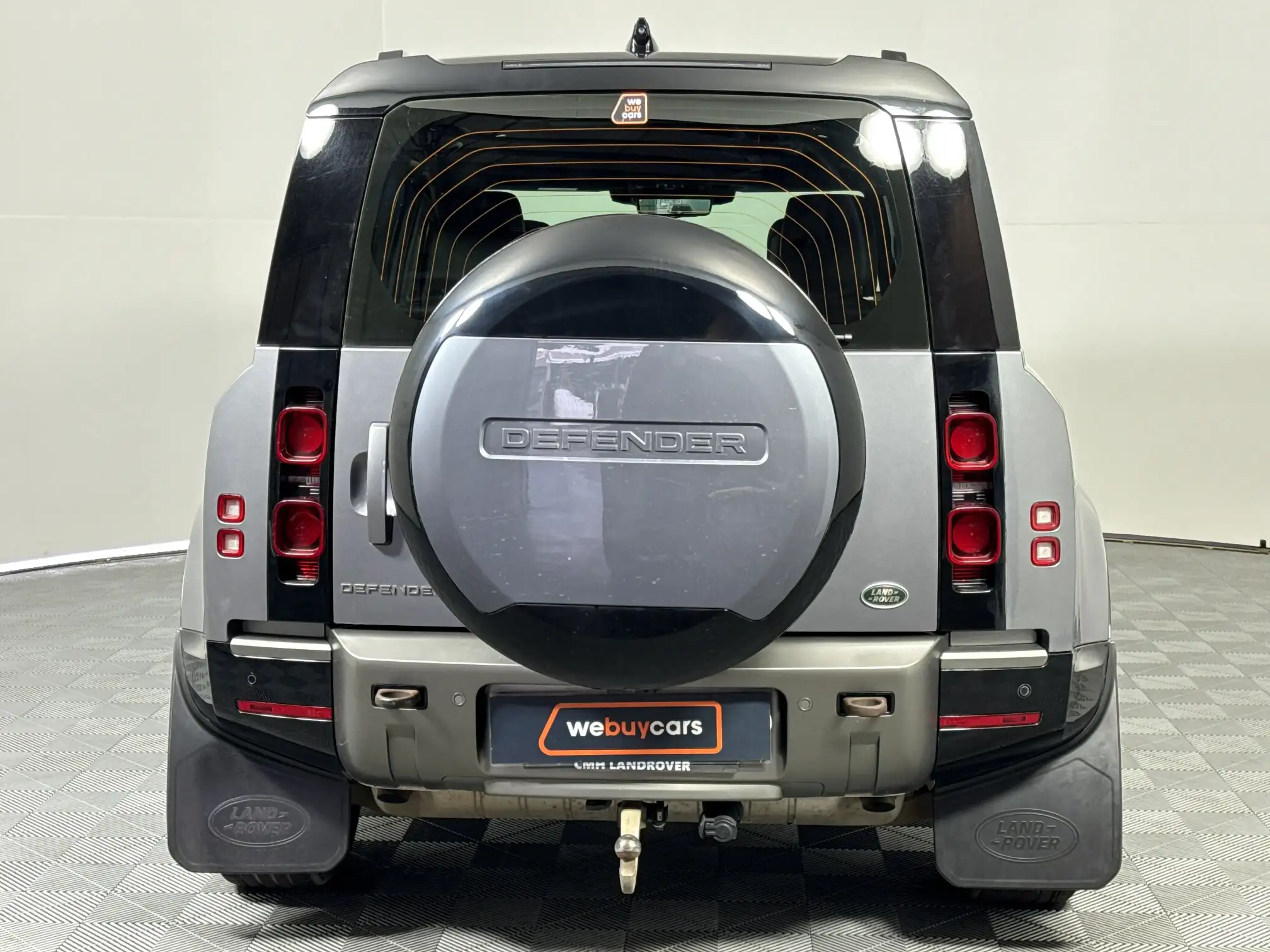 Land Rover Defender 110