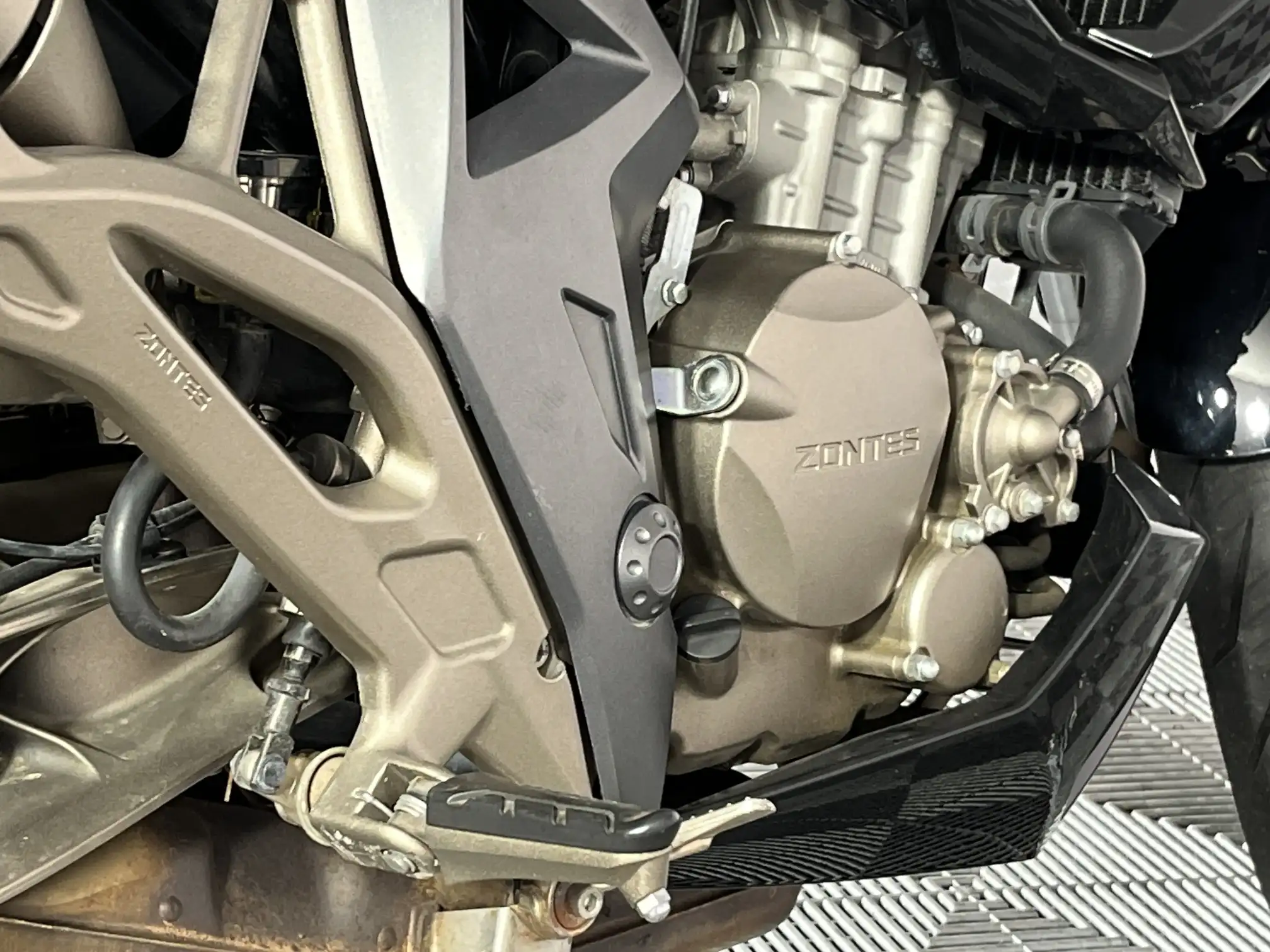 Zontes ZT