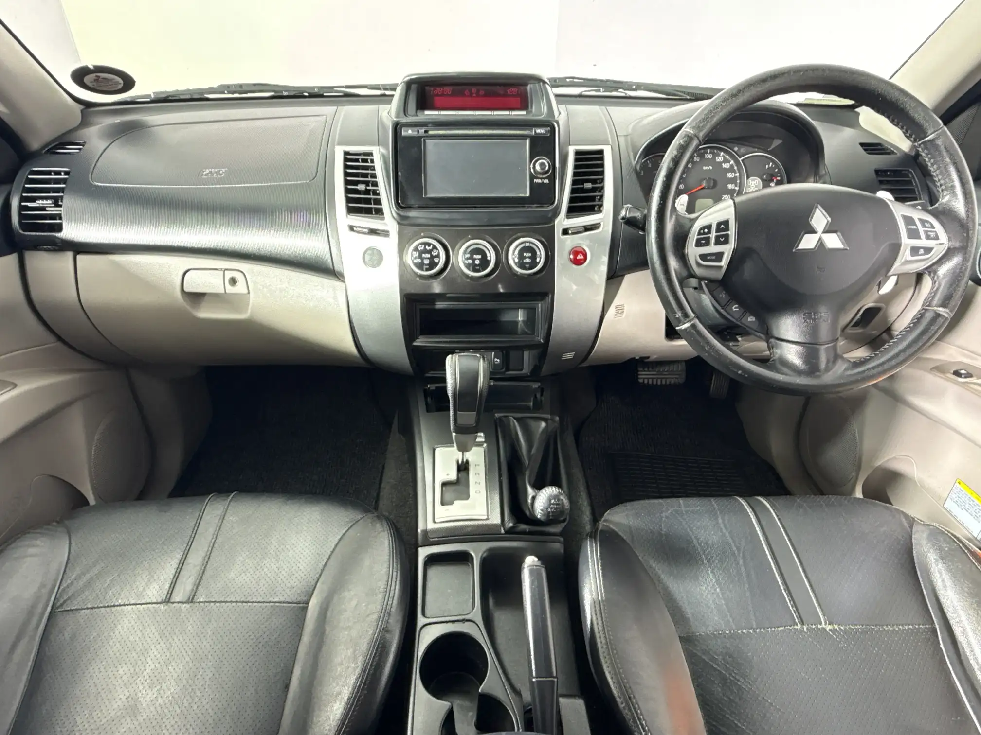 Mitsubishi Pajero Sport
