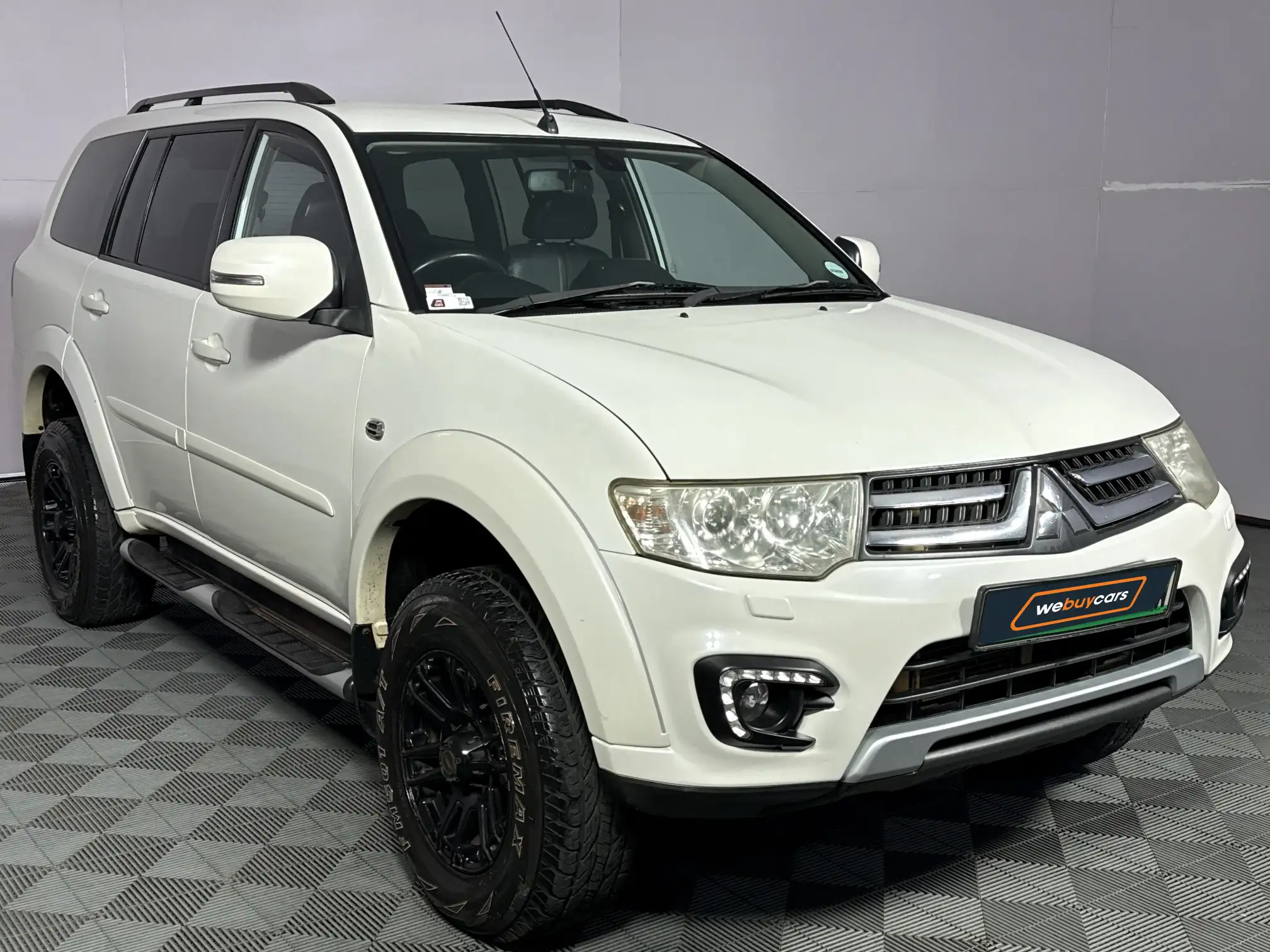 Mitsubishi Pajero Sport