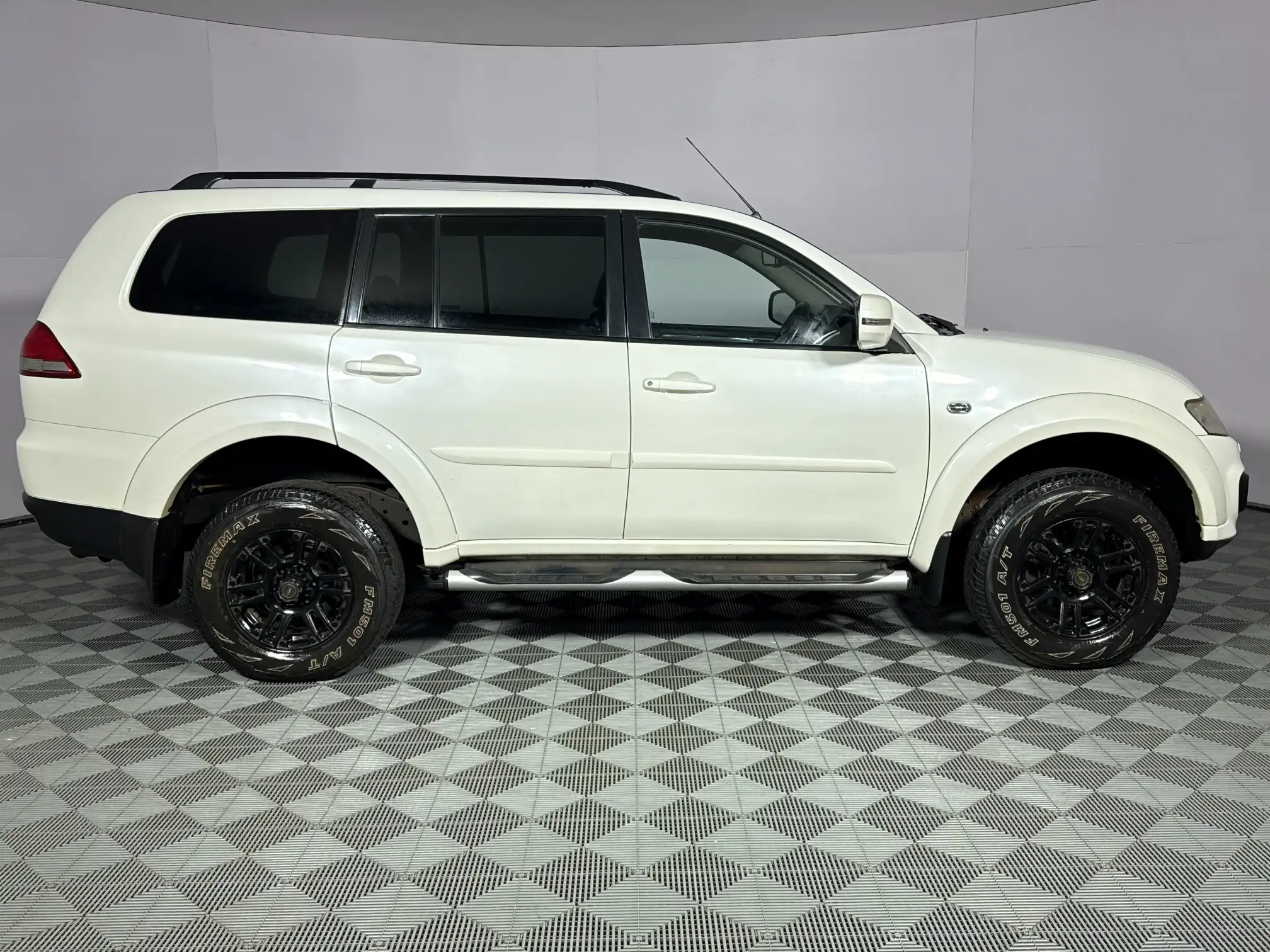 Mitsubishi Pajero Sport