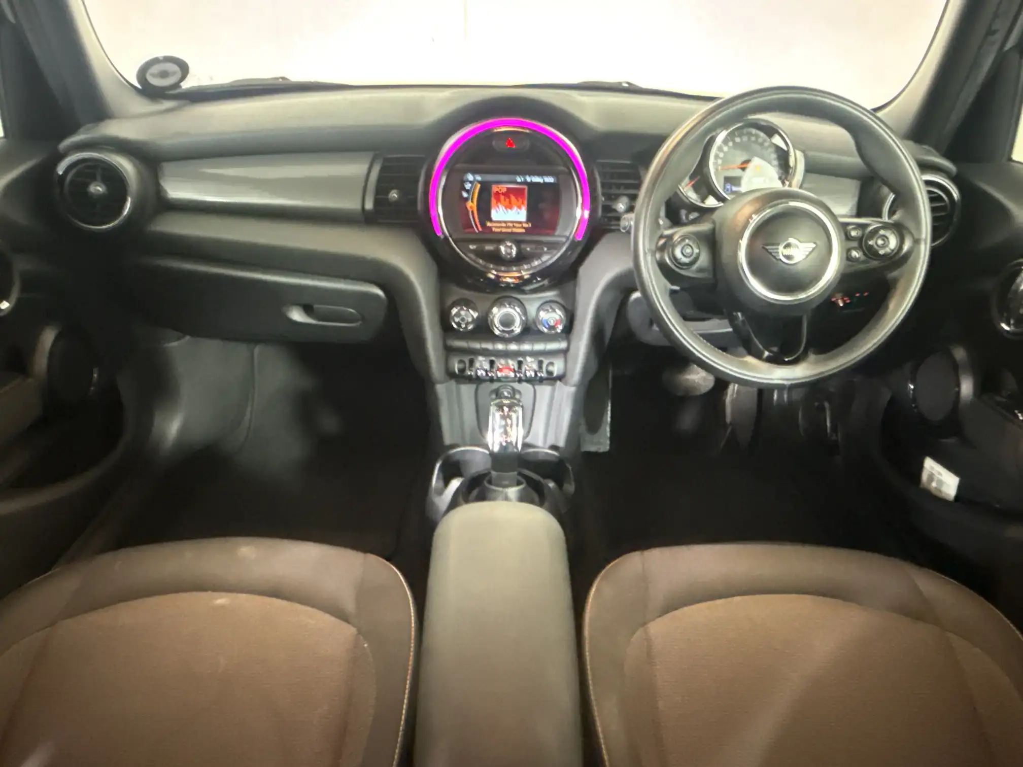 Mini Cooper 5DR