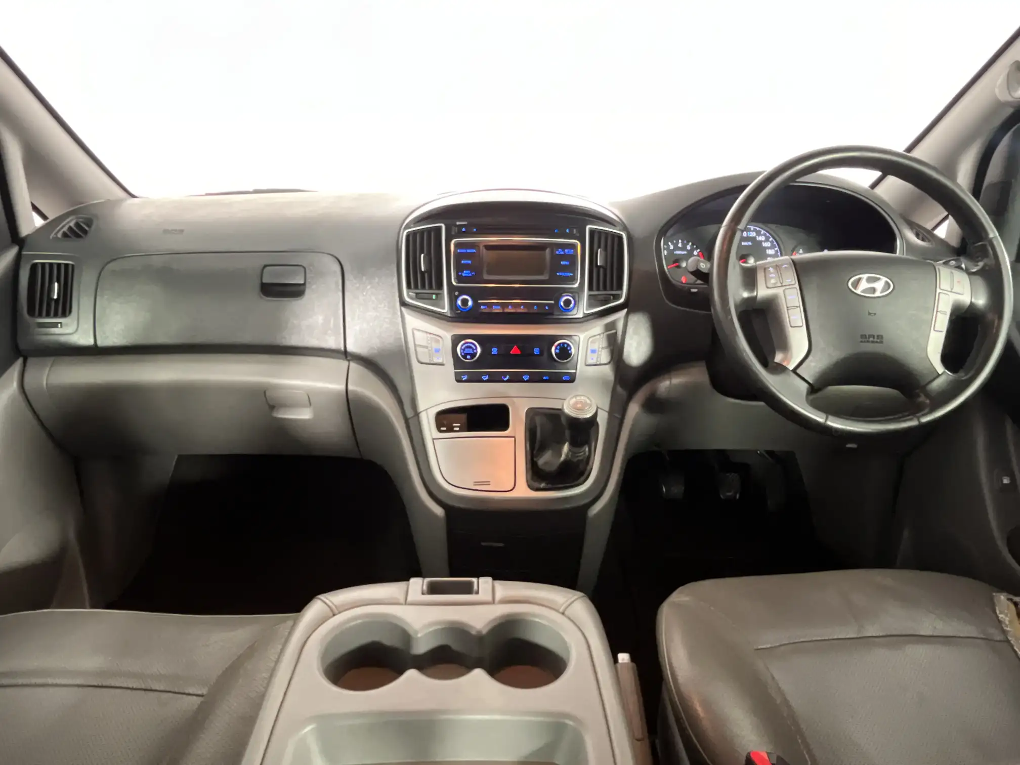 Hyundai H-1