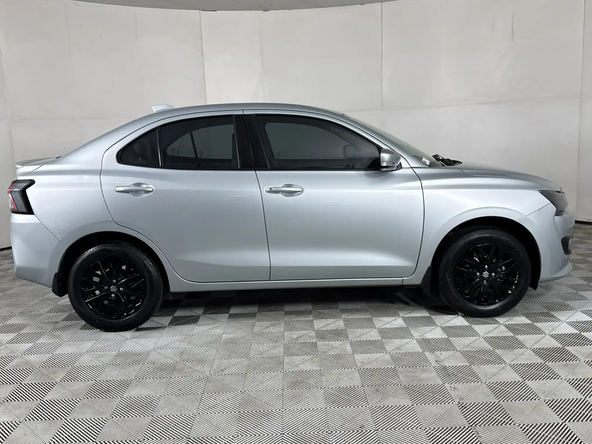 Suzuki Dzire
