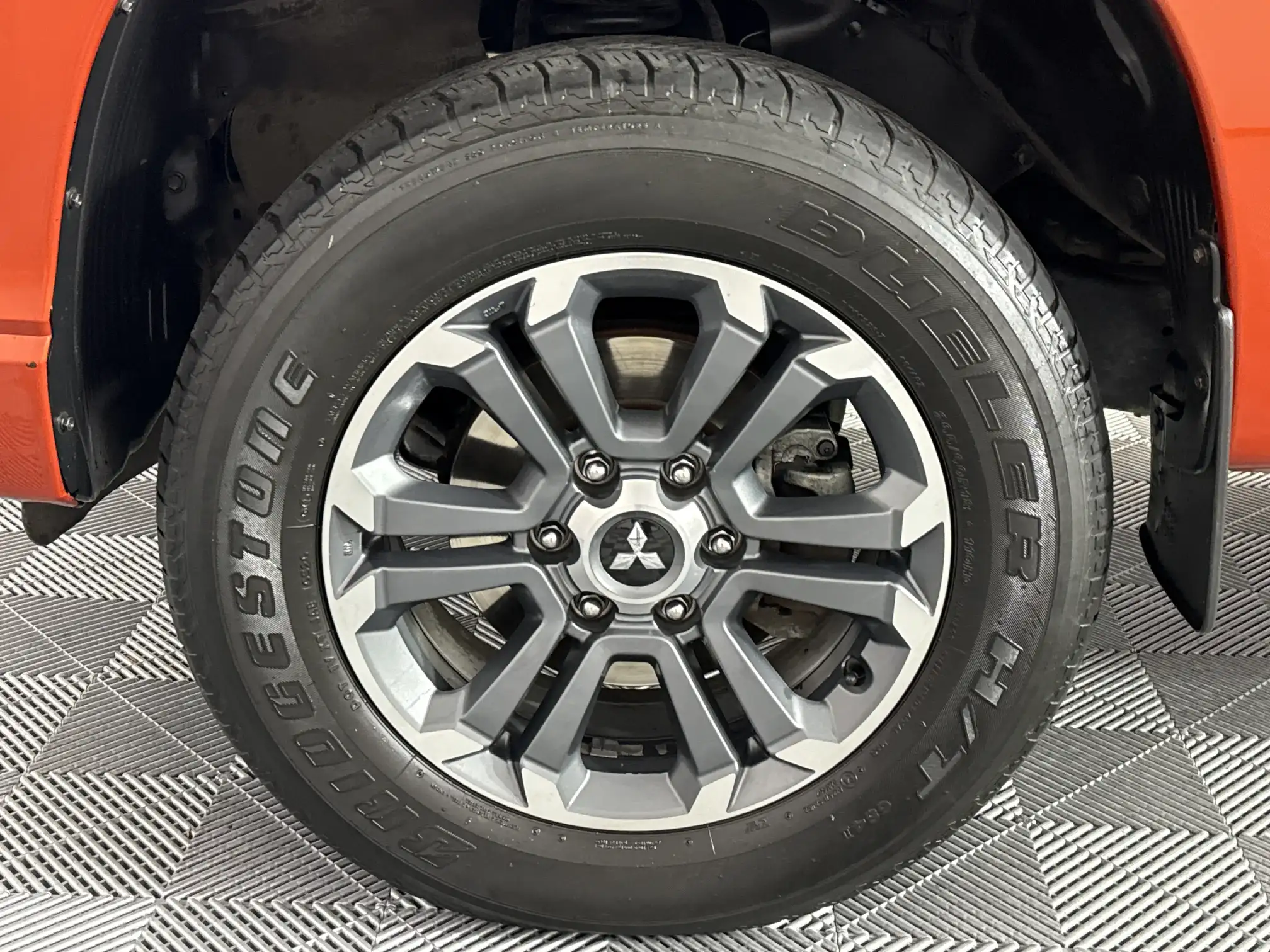 Mitsubishi Triton