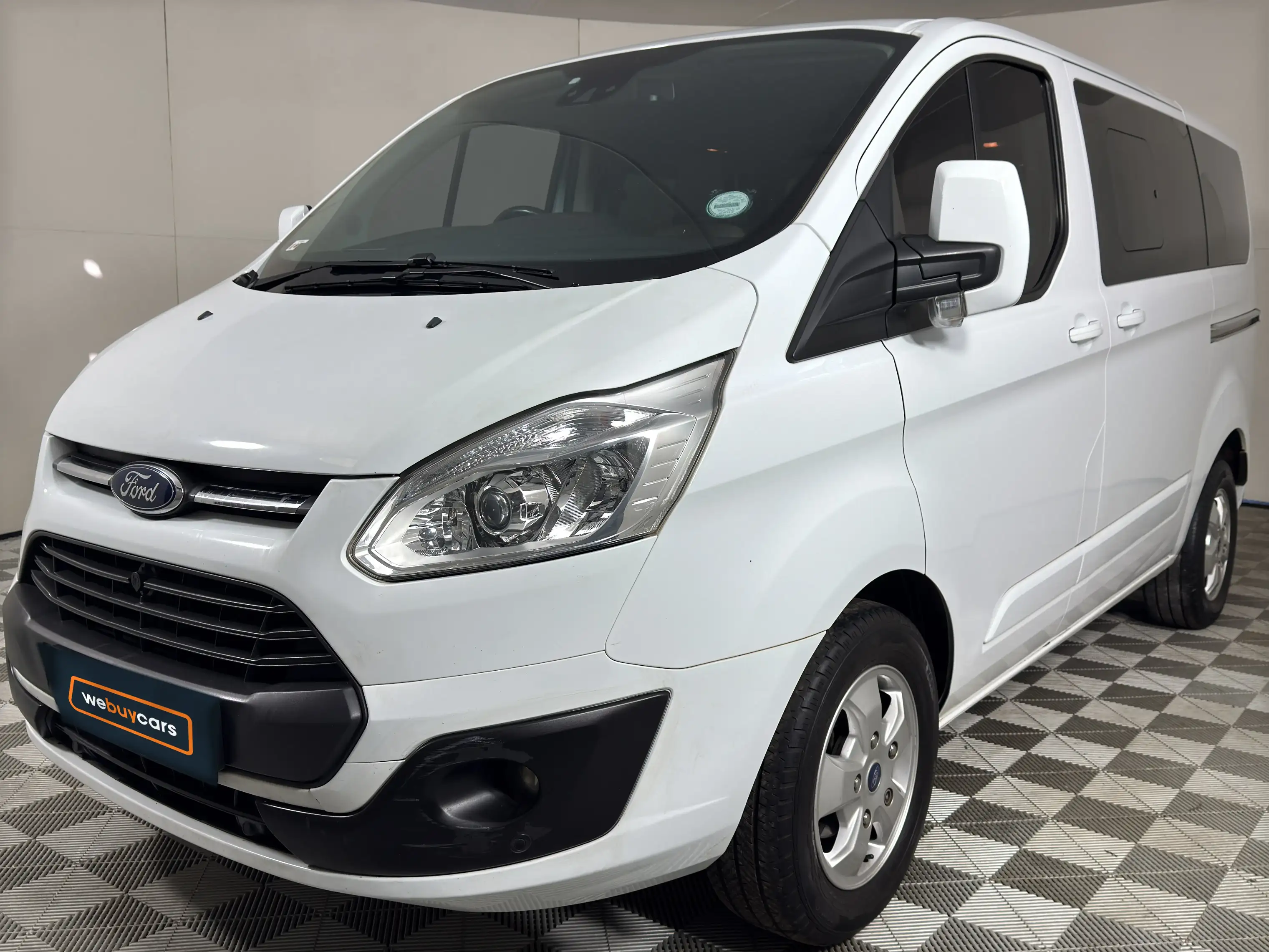 2018 Ford Tourneo
