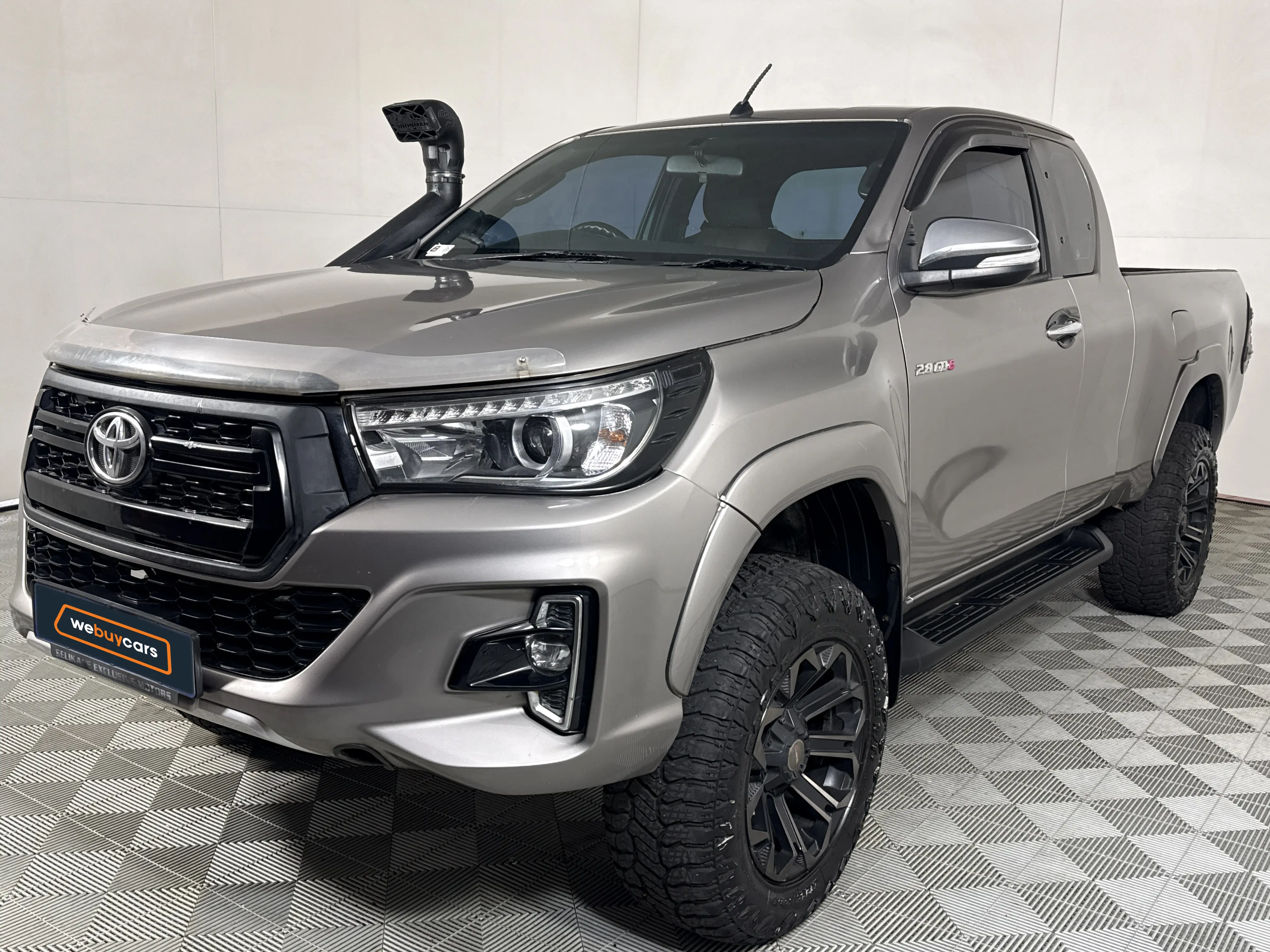 2019 Toyota Hilux 2.8 Gd-6 RB Raider 4x4 Auto Pick Up E/cab