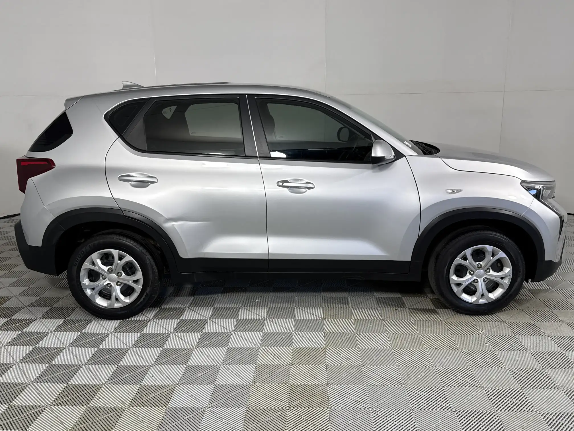 KIA Sonet