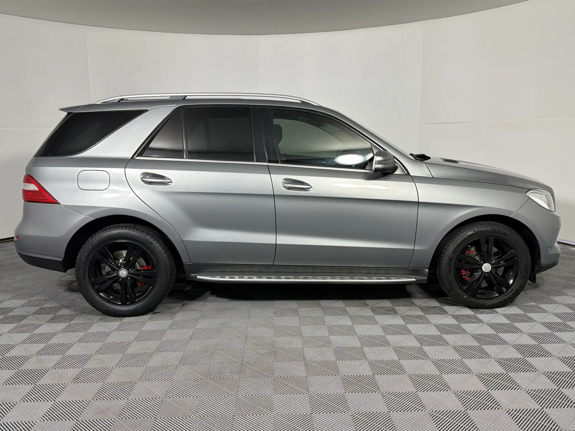 Mercedes-Benz M Class