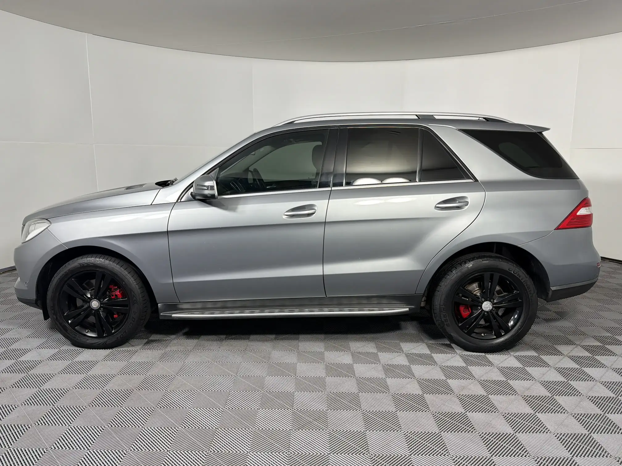 Mercedes-Benz M Class