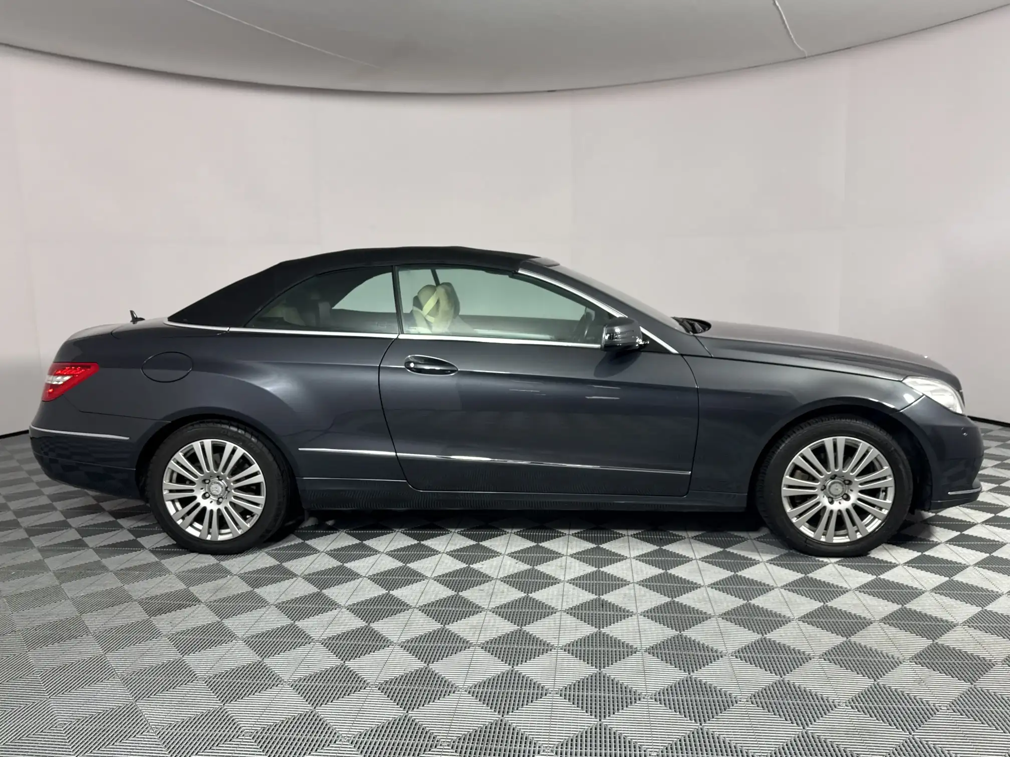 Mercedes-Benz E Class Cabriolet