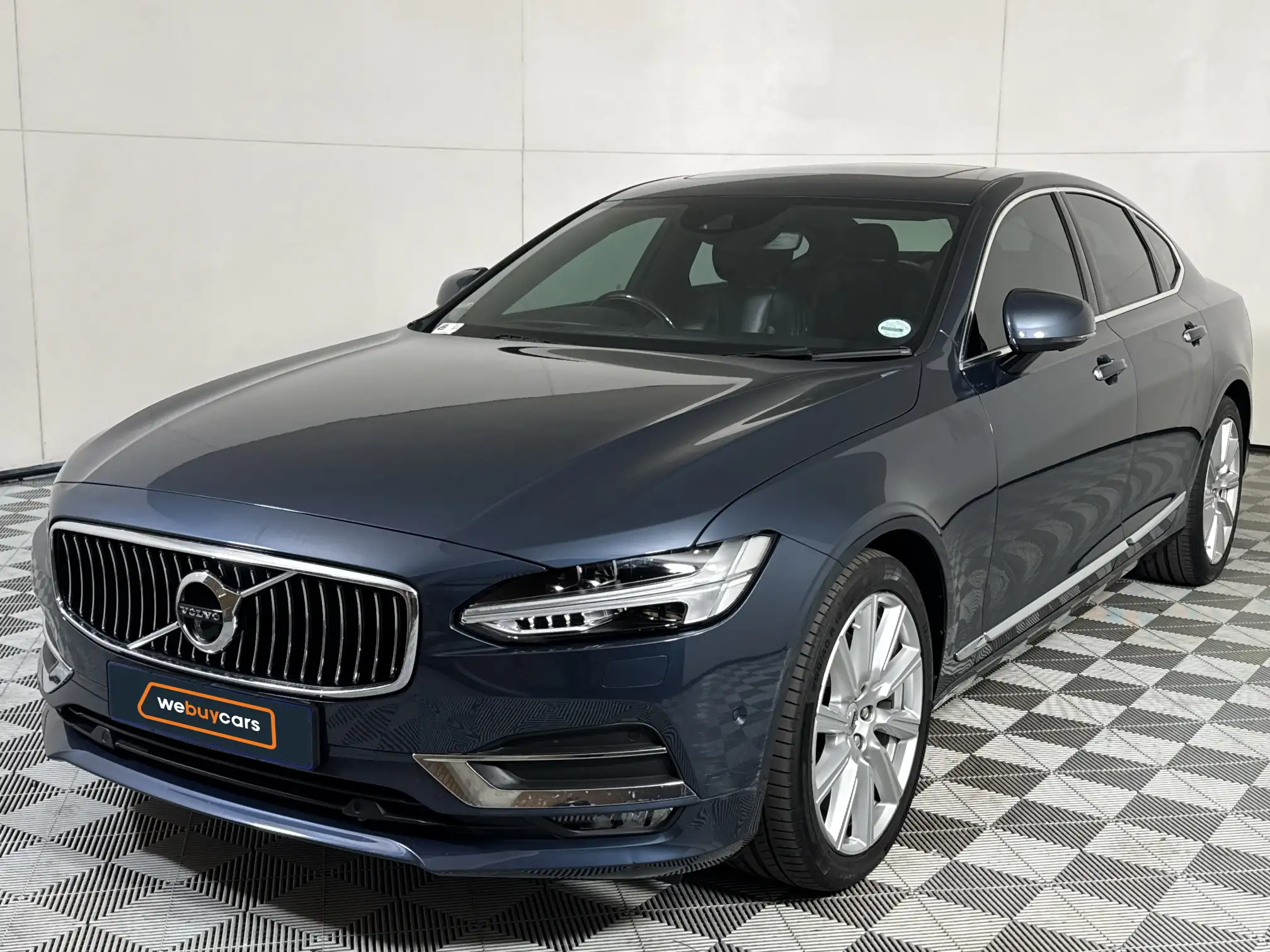 2020 Volvo S90