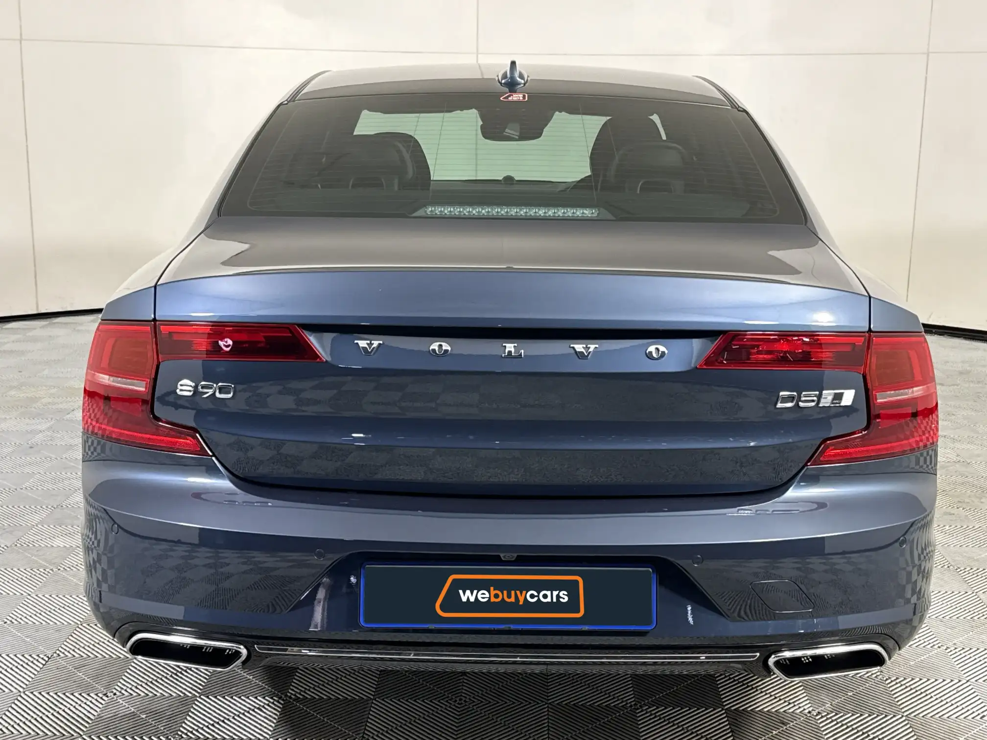 Volvo S90