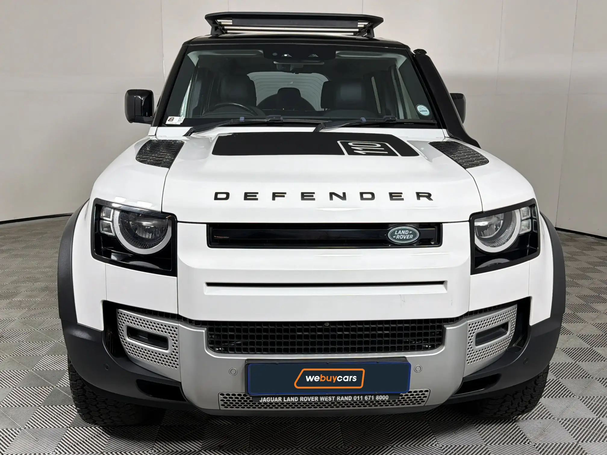 Land Rover Defender 110