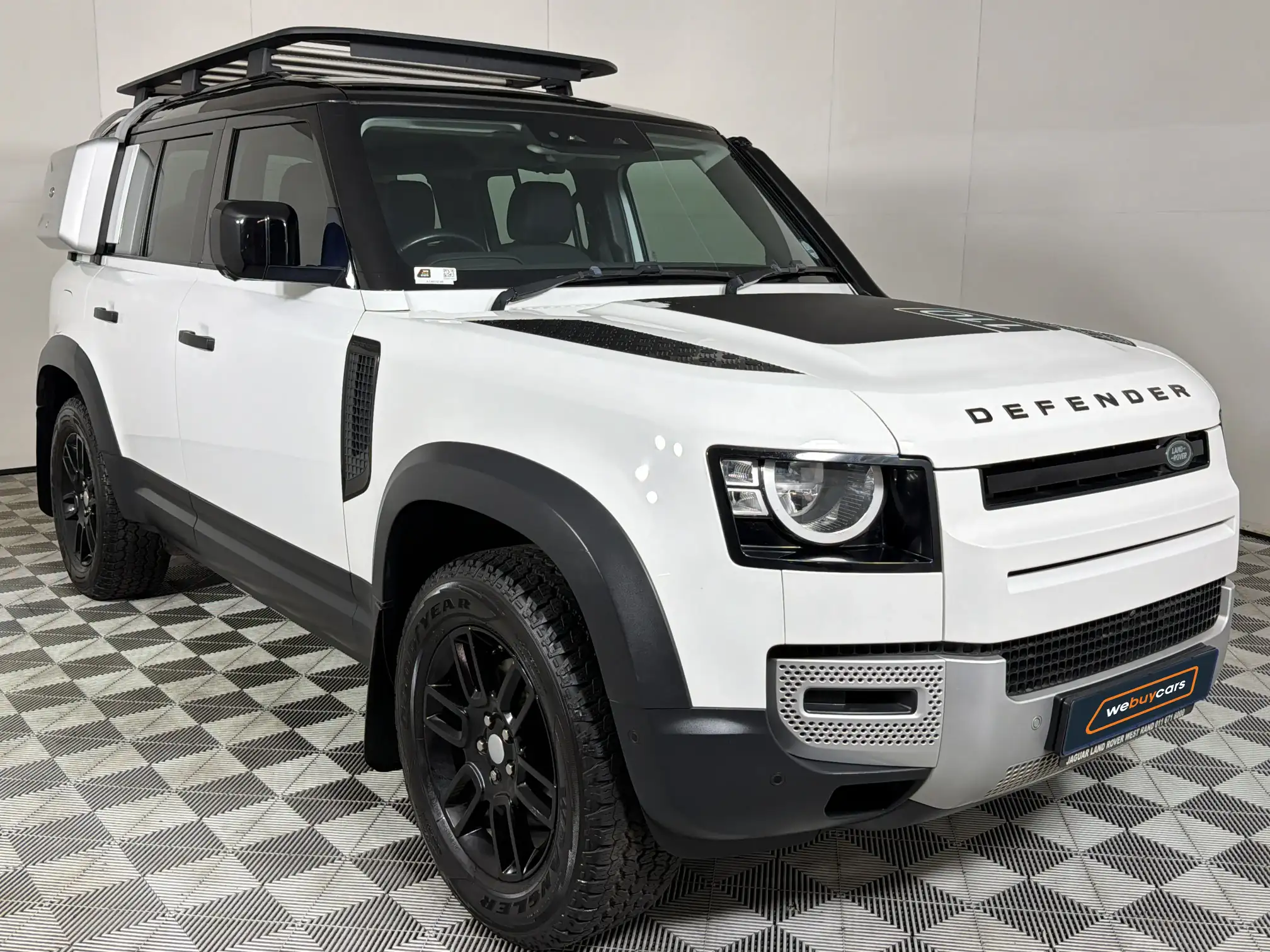Land Rover Defender 110