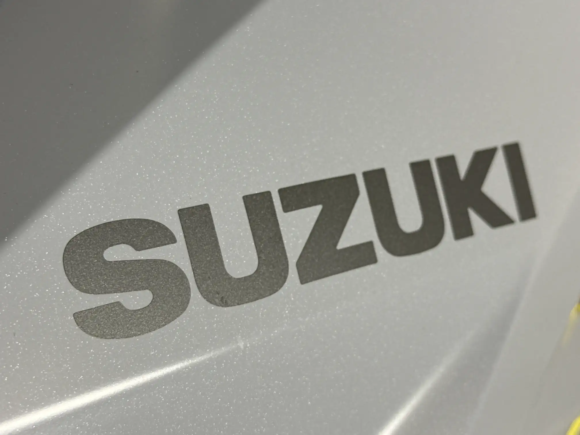 Suzuki 800