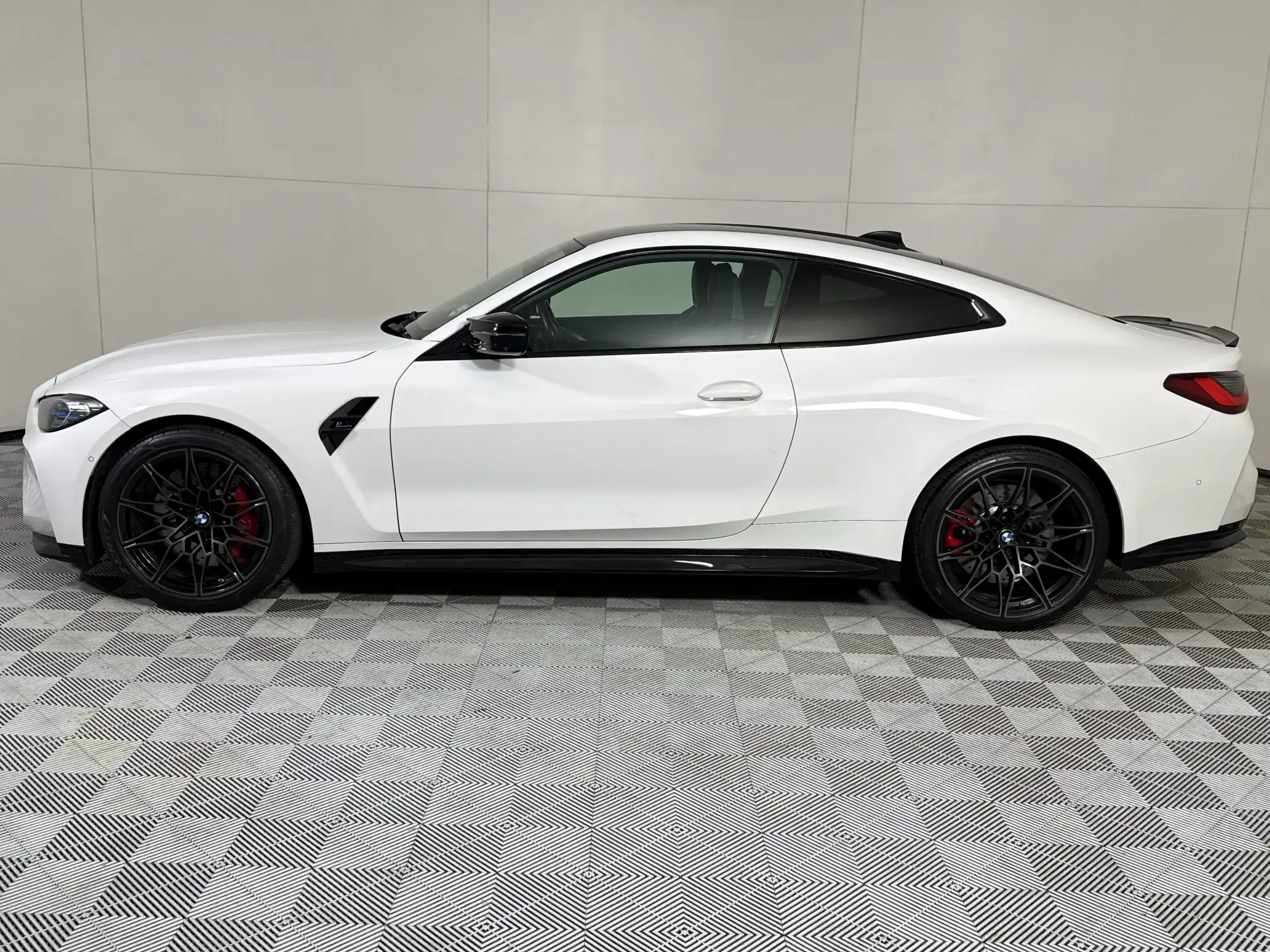 BMW 4 Series (g82)