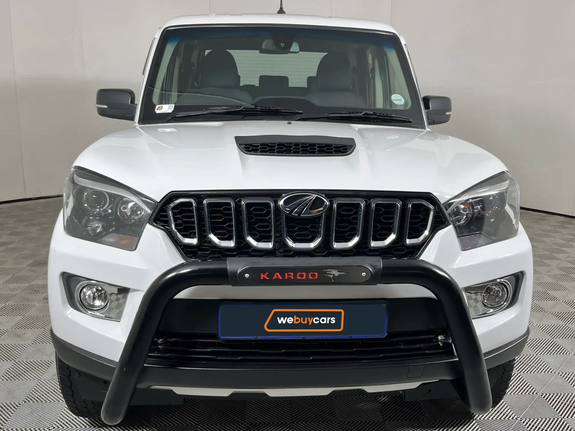 Mahindra PIK UP