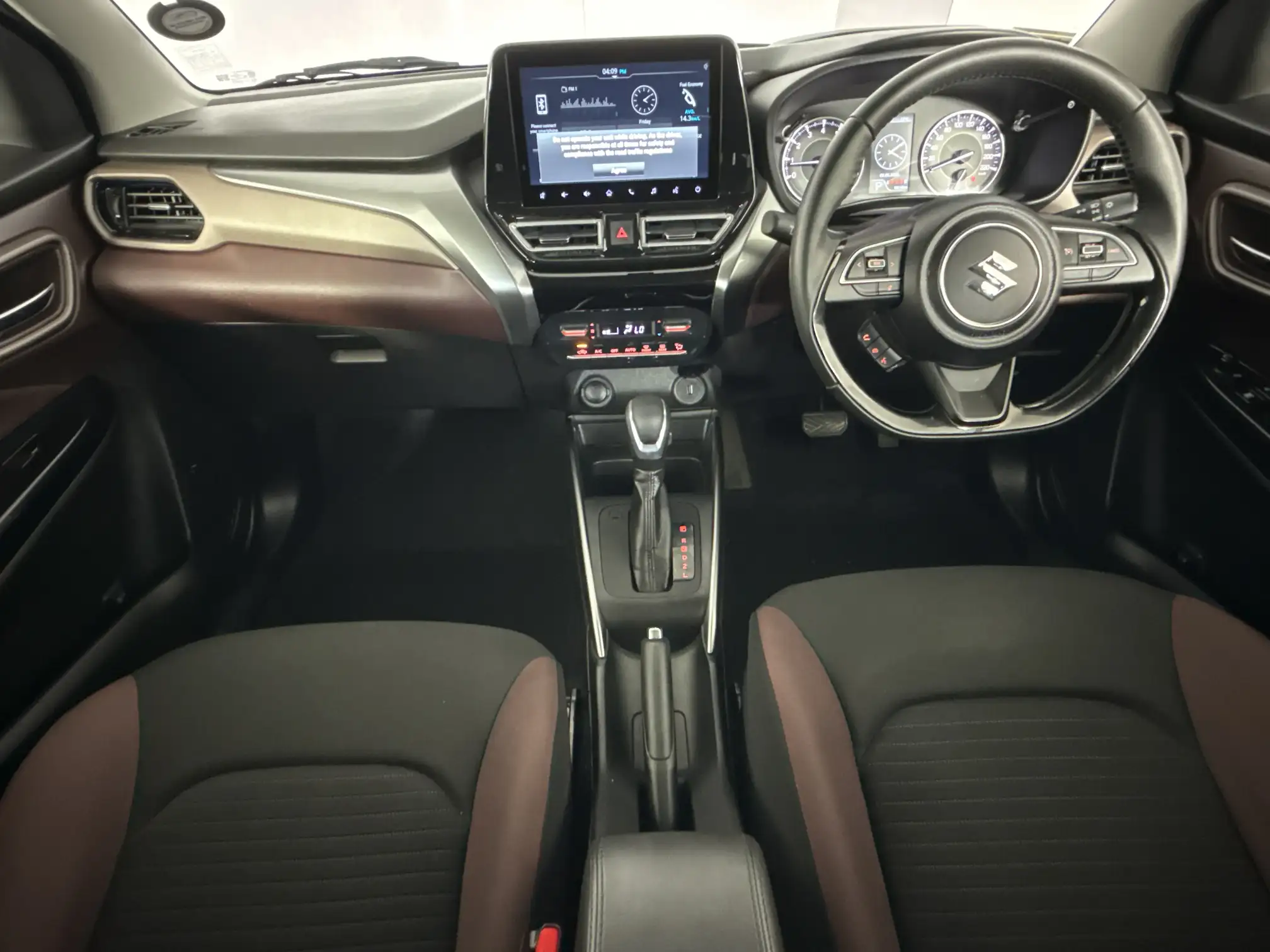 Suzuki Fronx