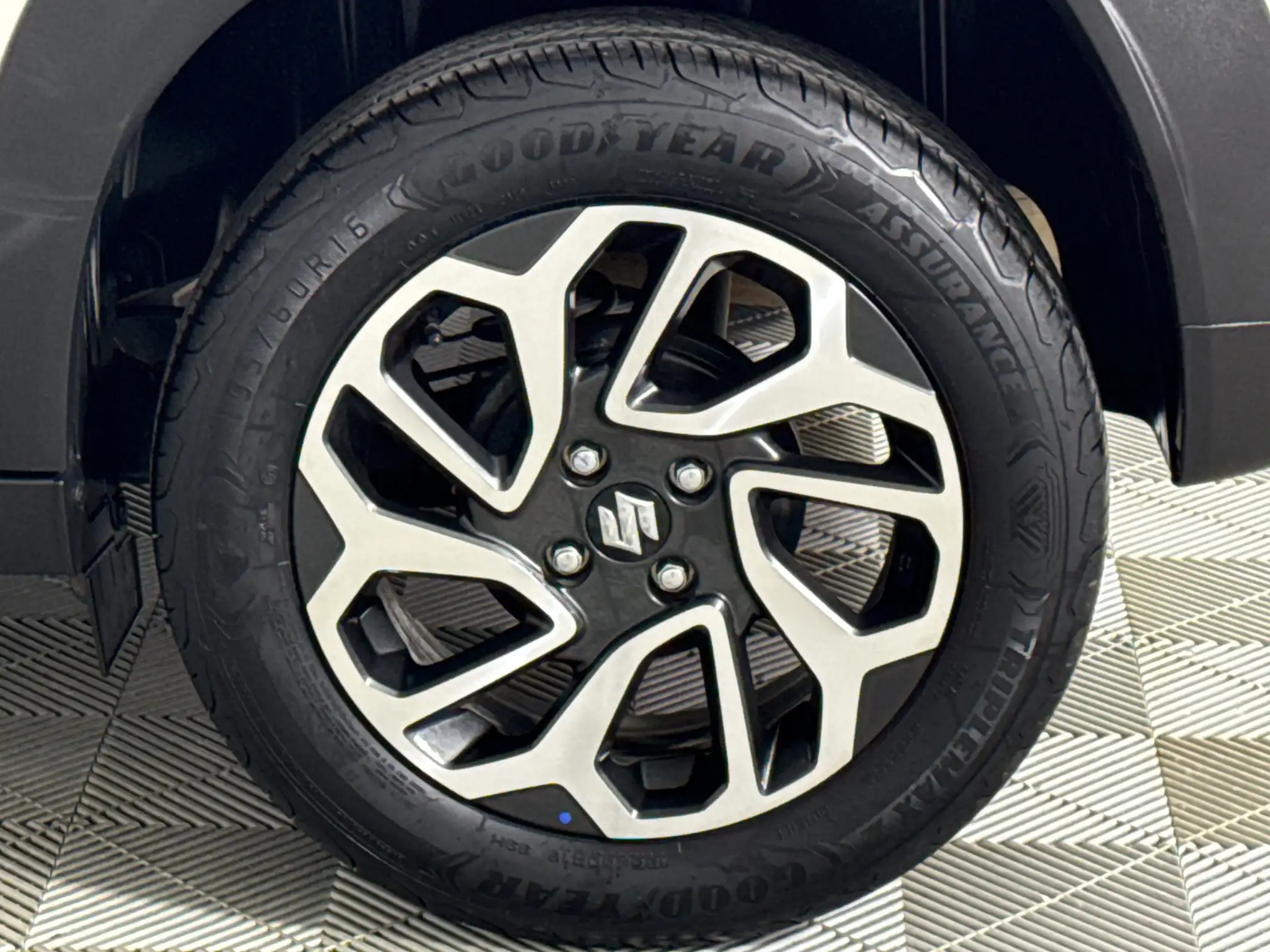 Suzuki Fronx