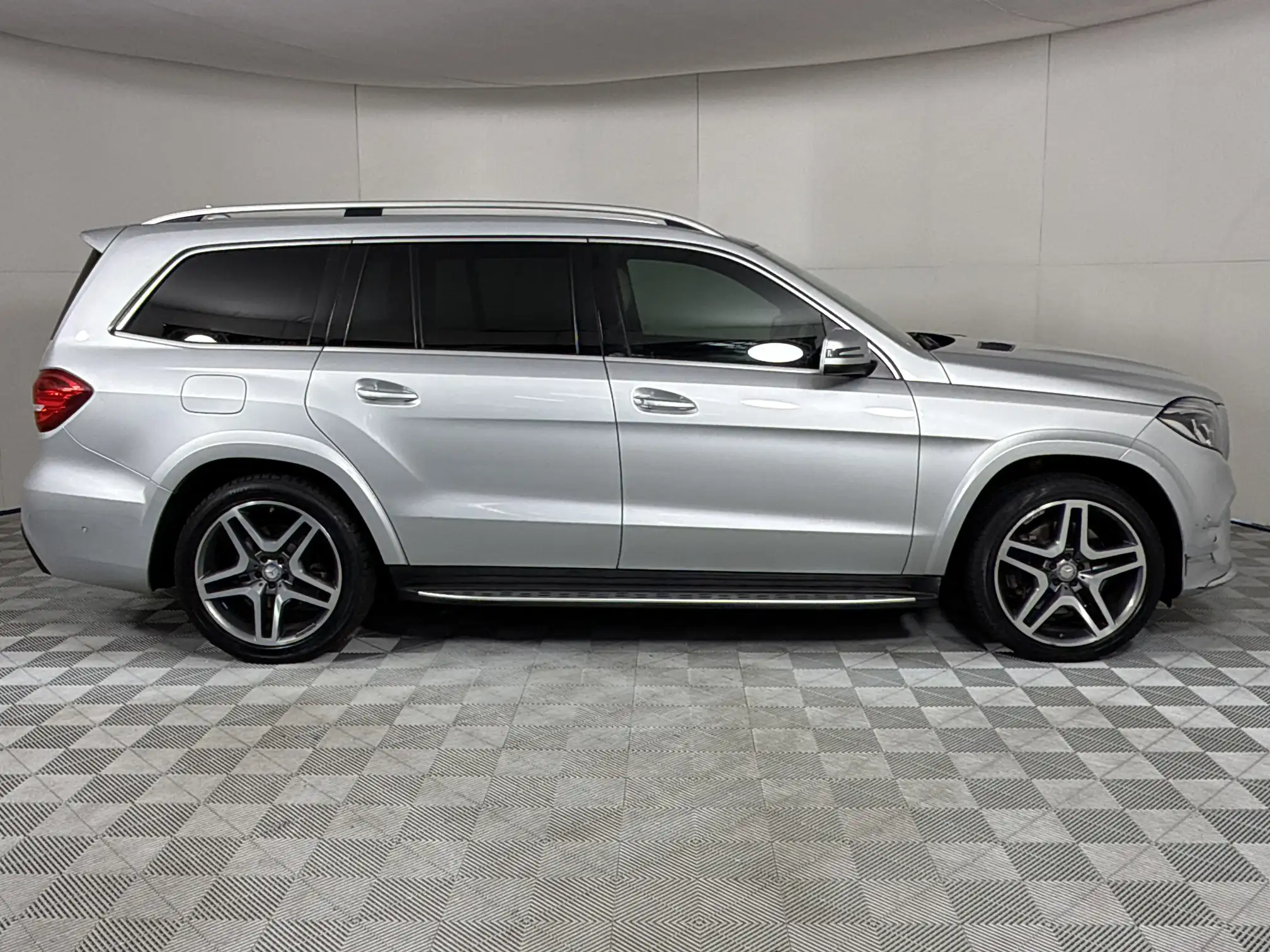 Mercedes-Benz GL Class