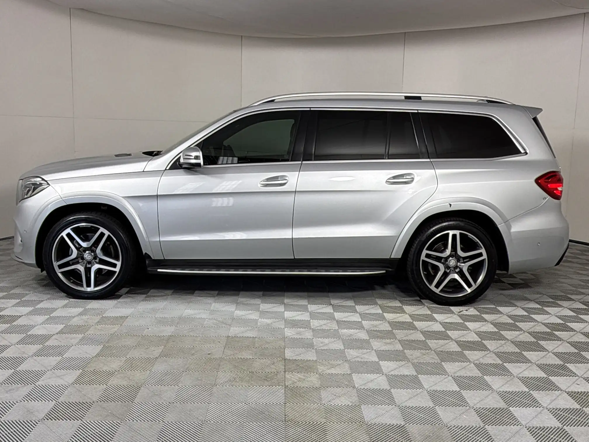 Mercedes-Benz GL Class