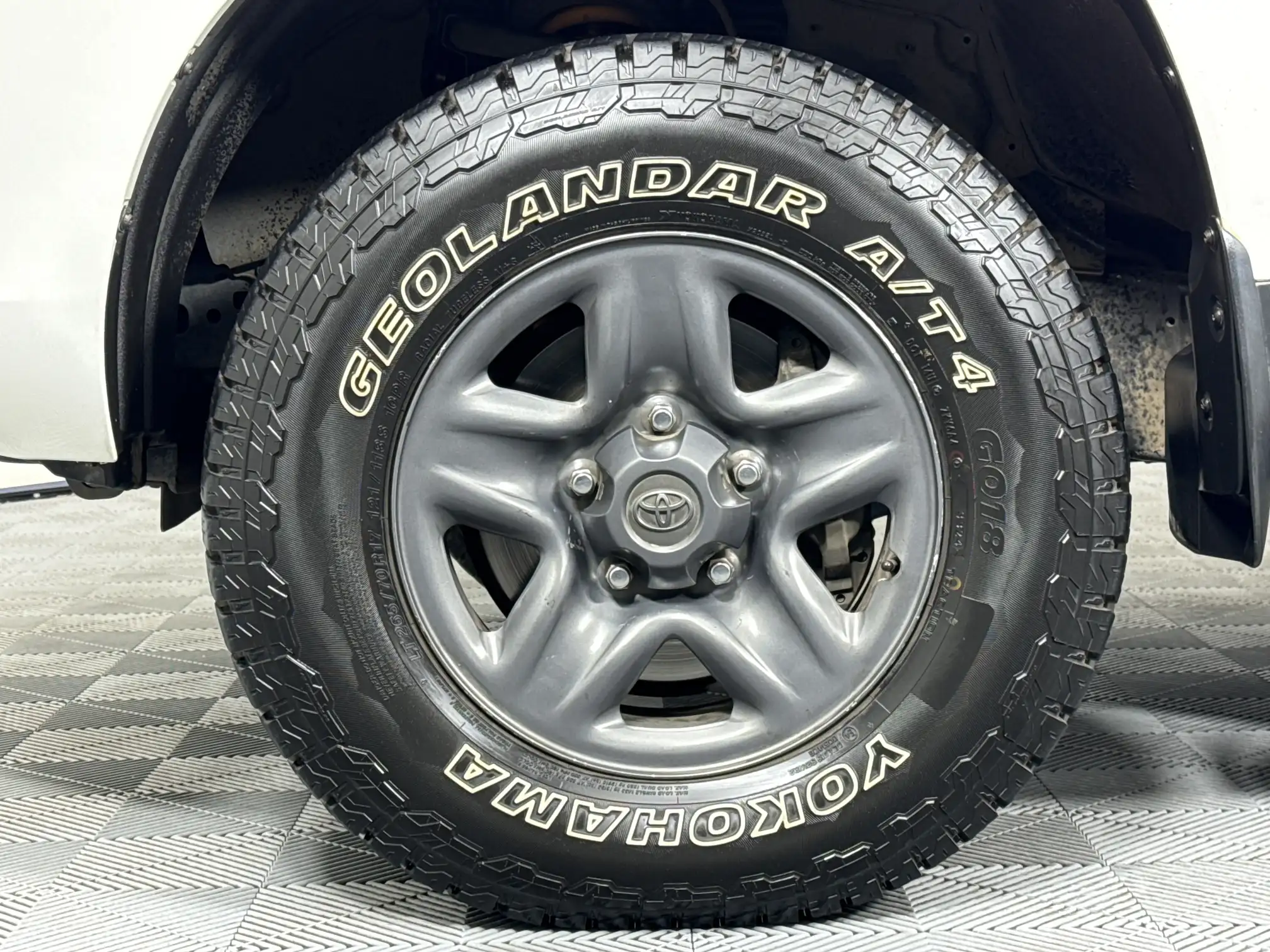 Toyota Land Cruiser