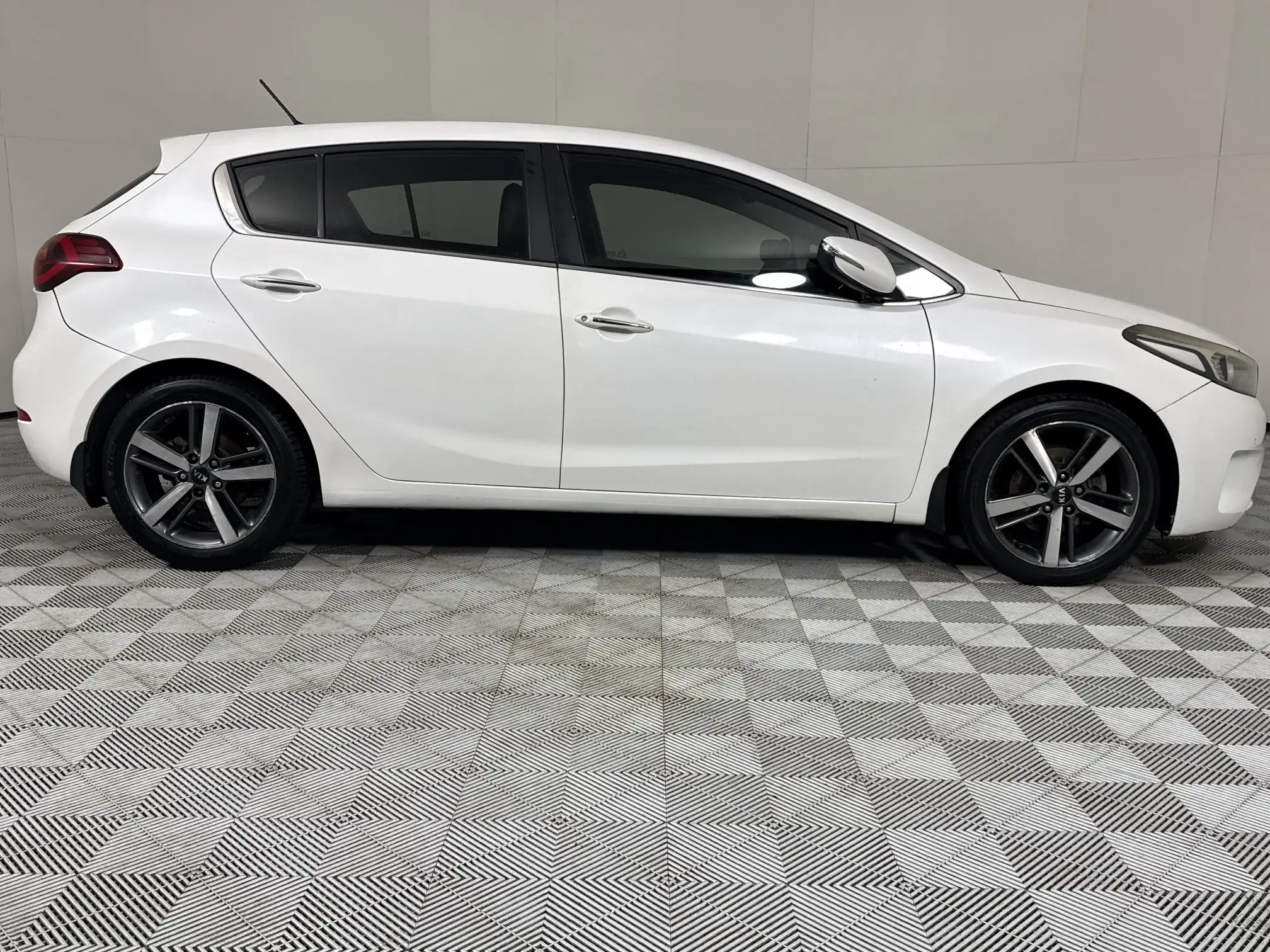 KIA Cerato