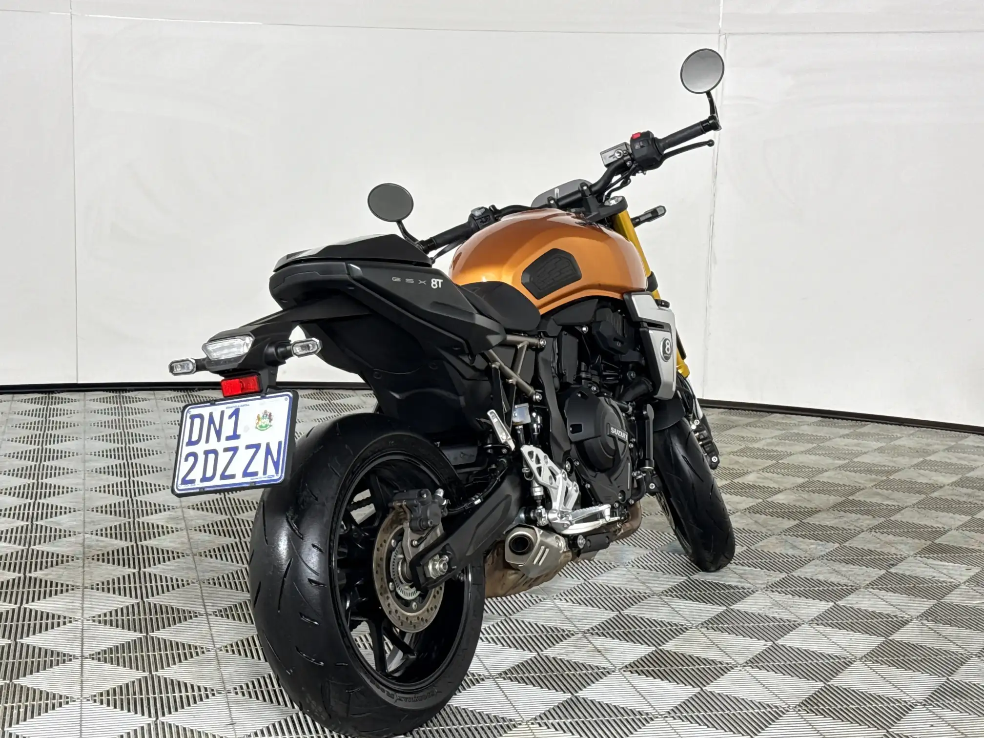 Suzuki GSX