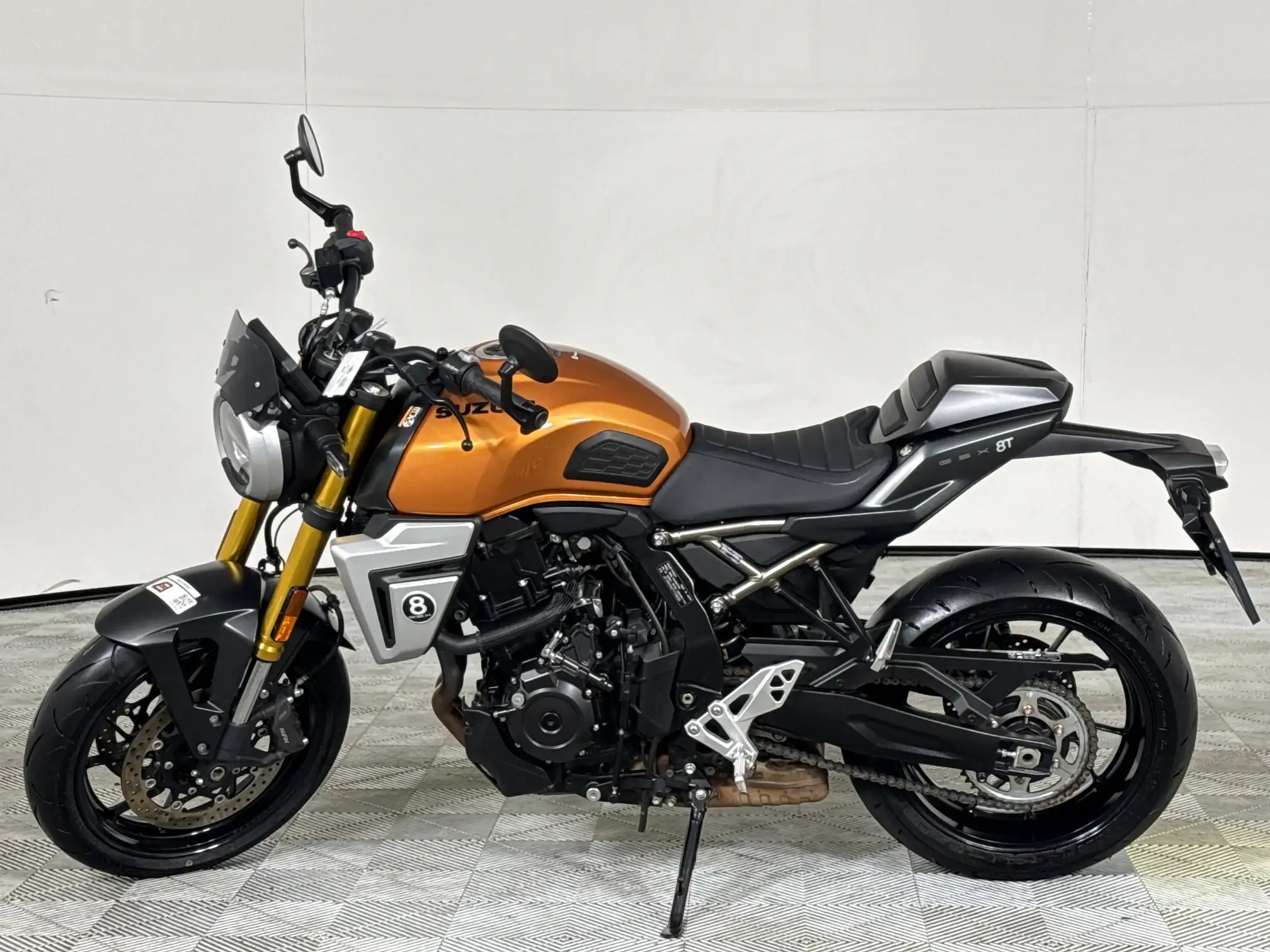 Suzuki GSX